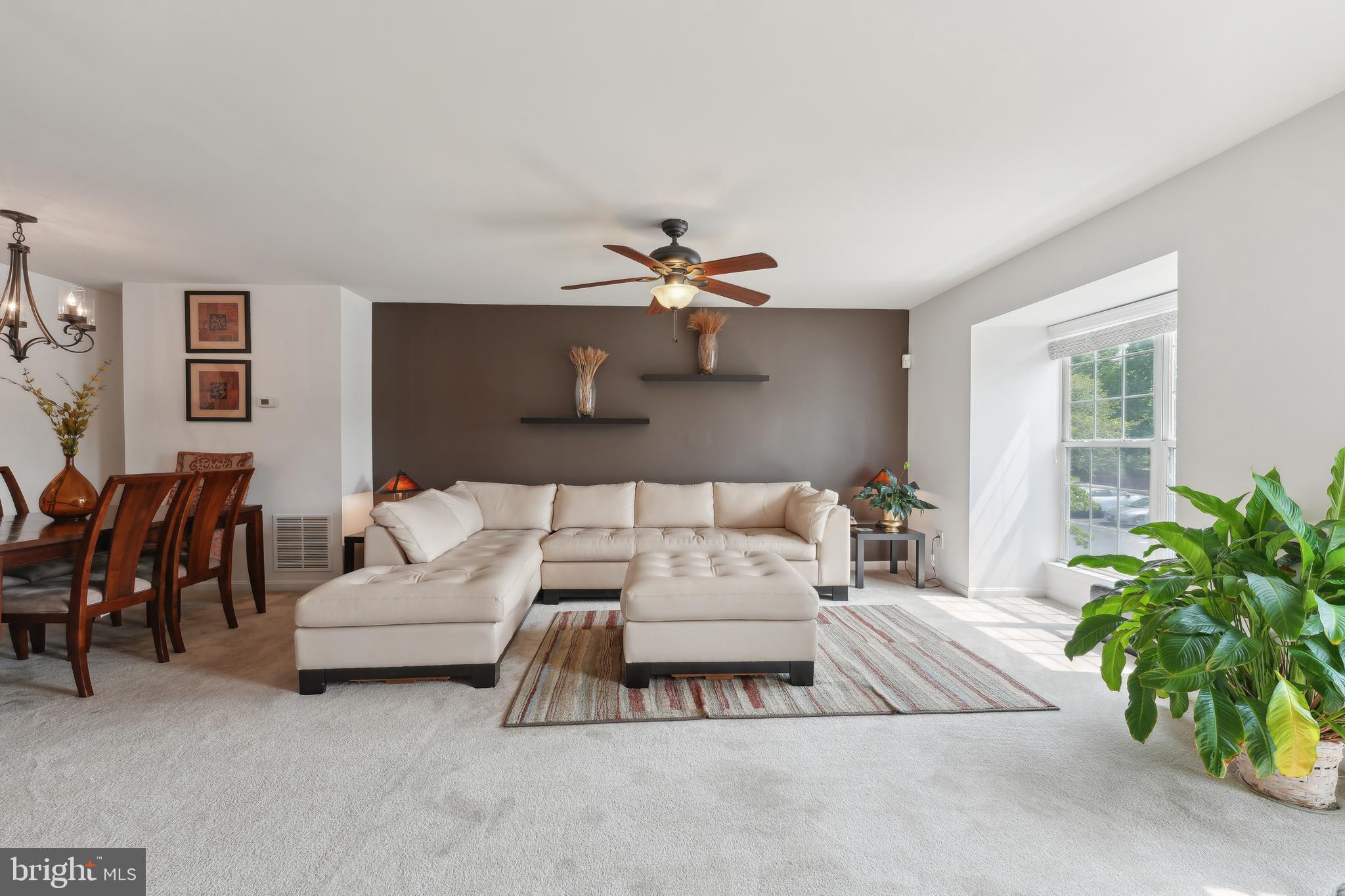 WOODGATE MANOR - Residential