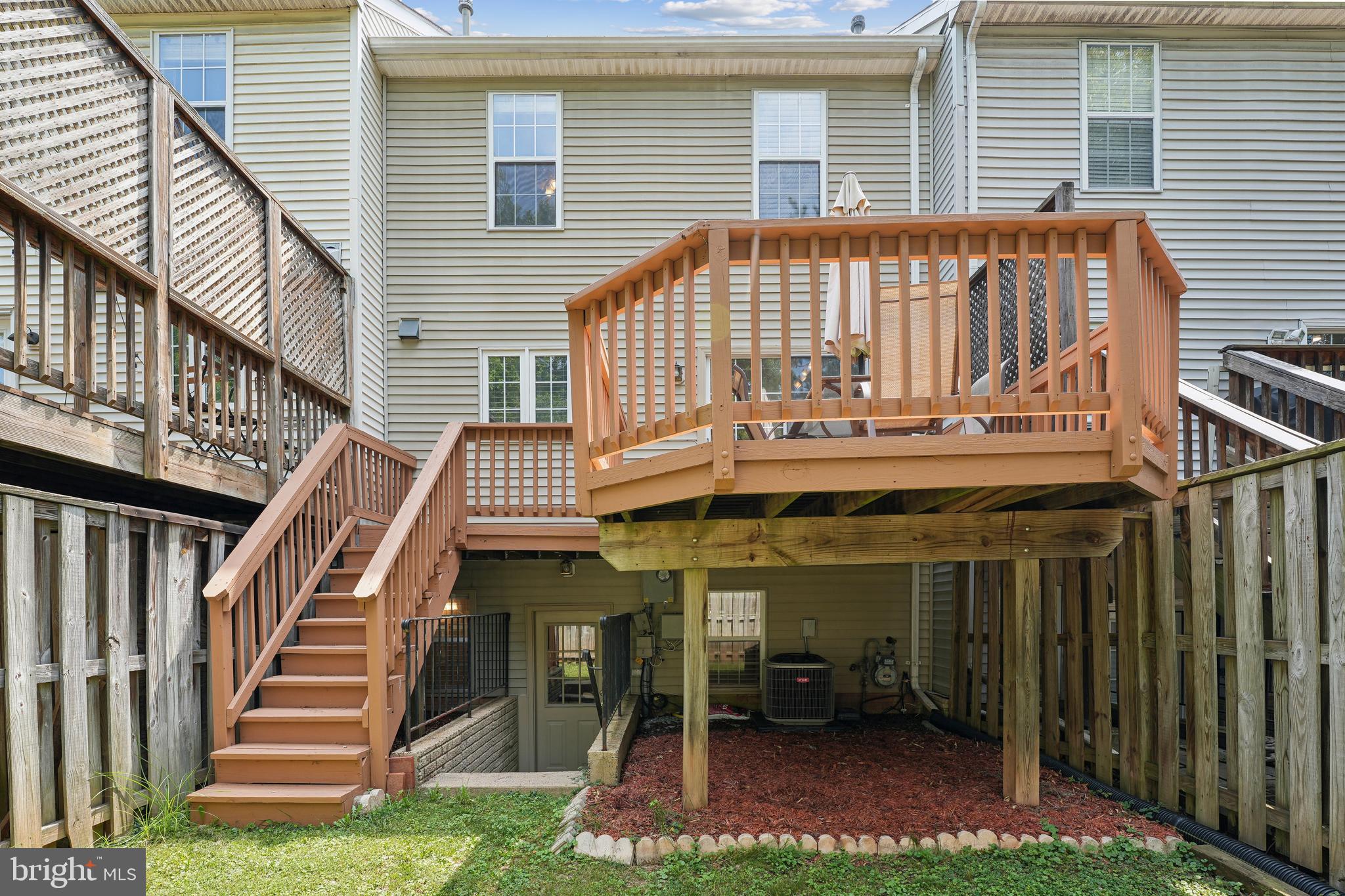 WOODGATE MANOR - Residential