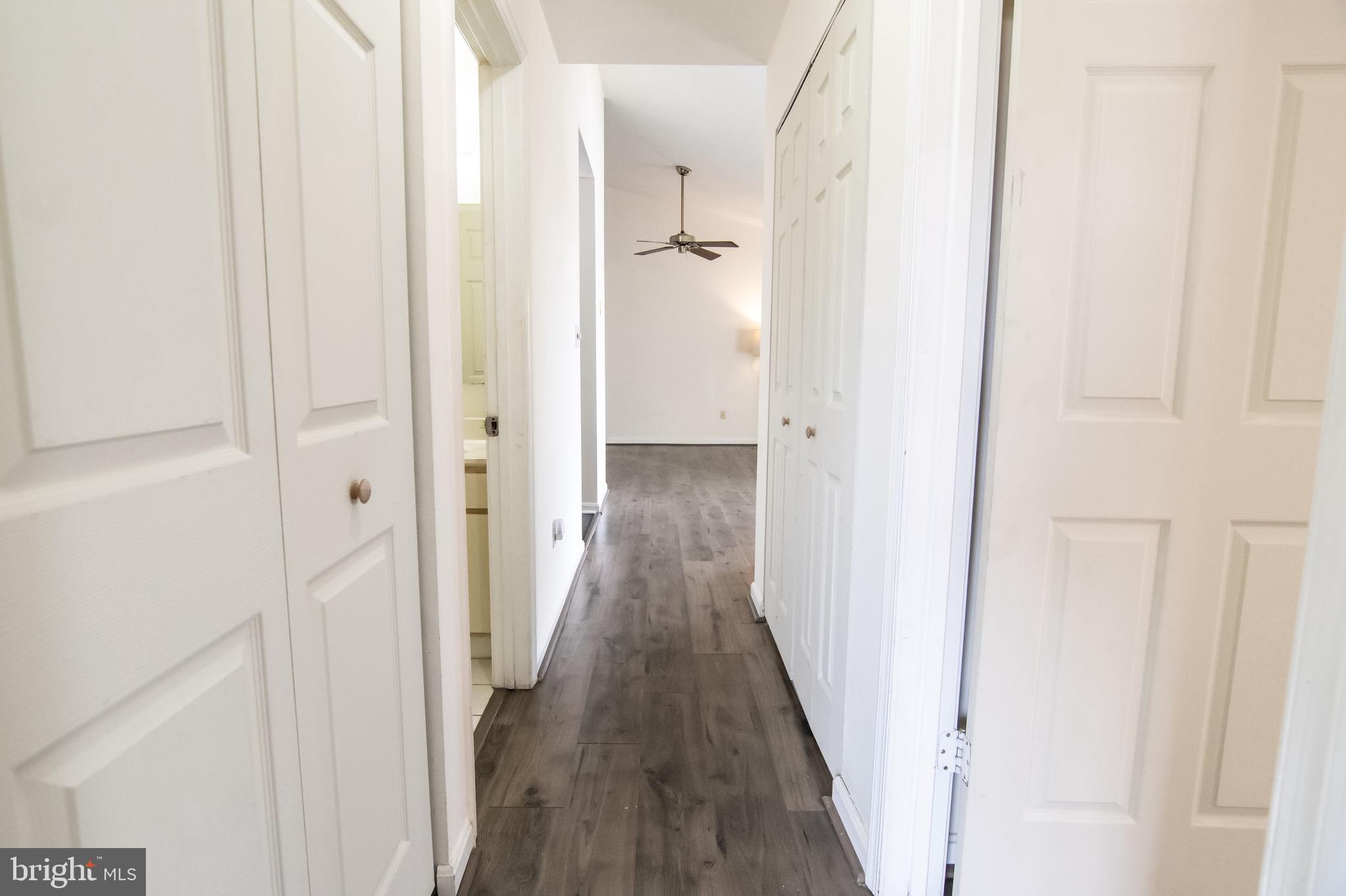 CROMWELL FOUNTAIN - Residential