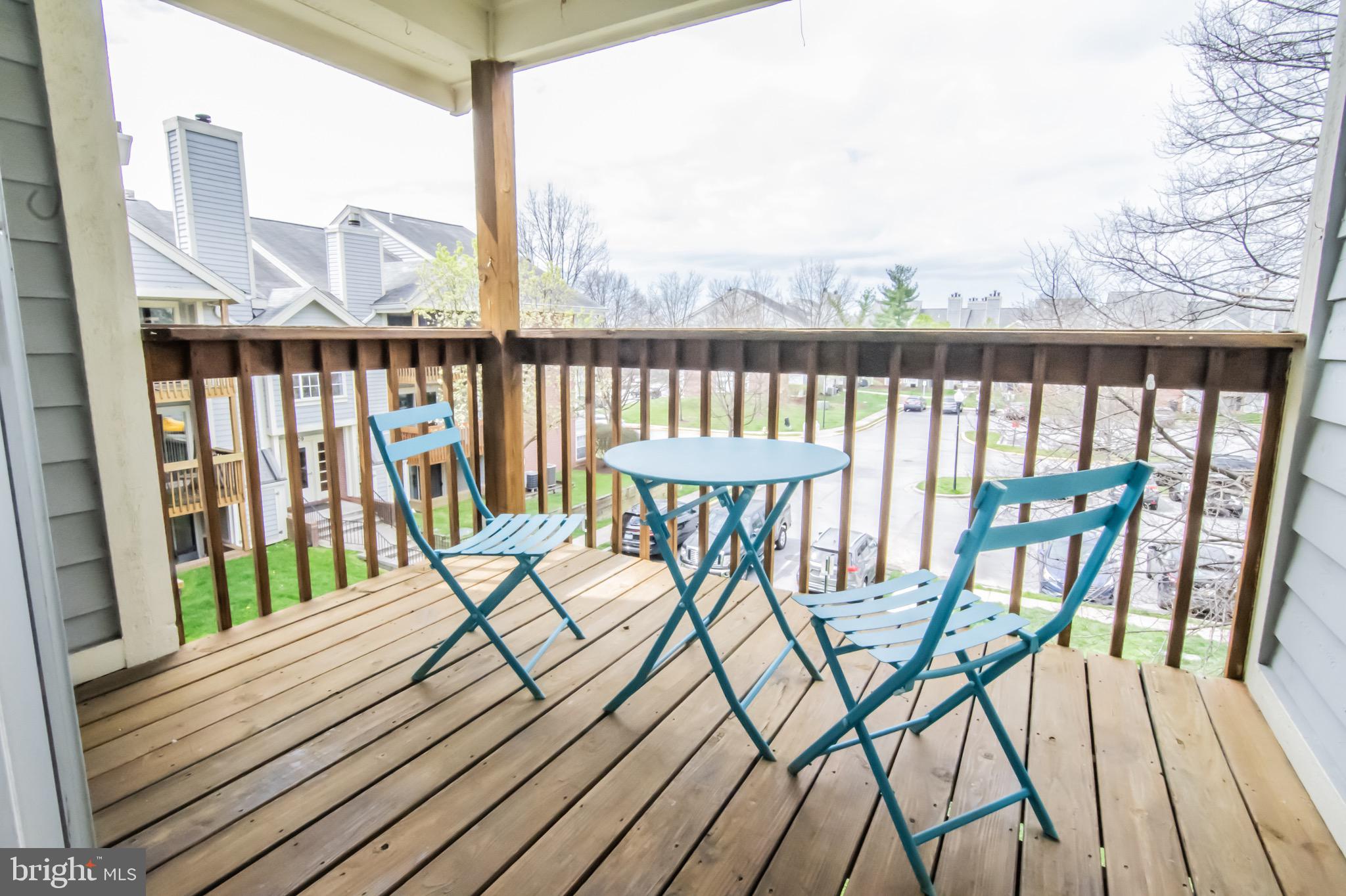 CROMWELL FOUNTAIN - Residential