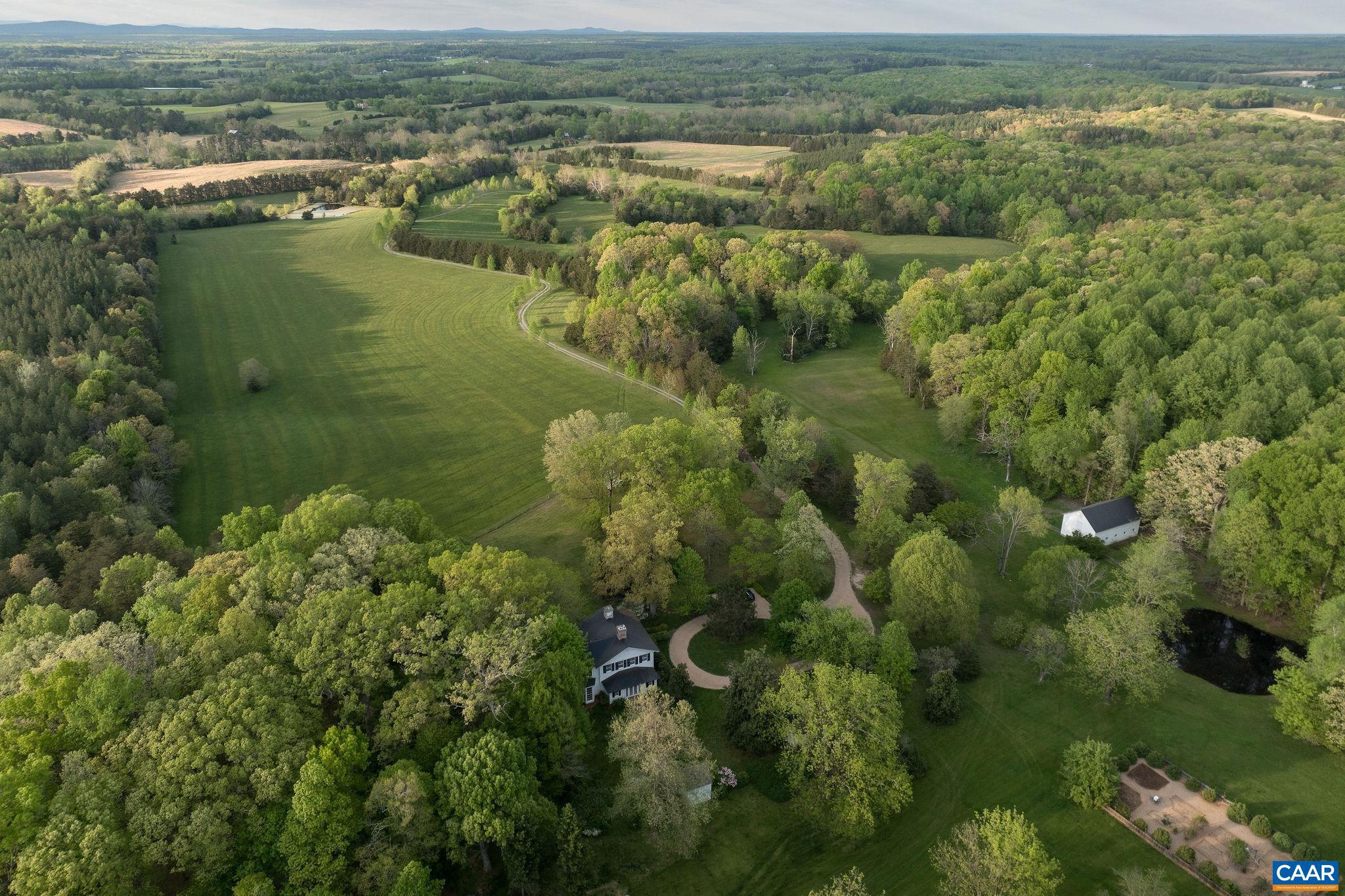 3535 E JACK JOUETT RD