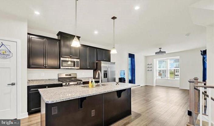 JAMES RUN TOWNHOMES - Residential Lease