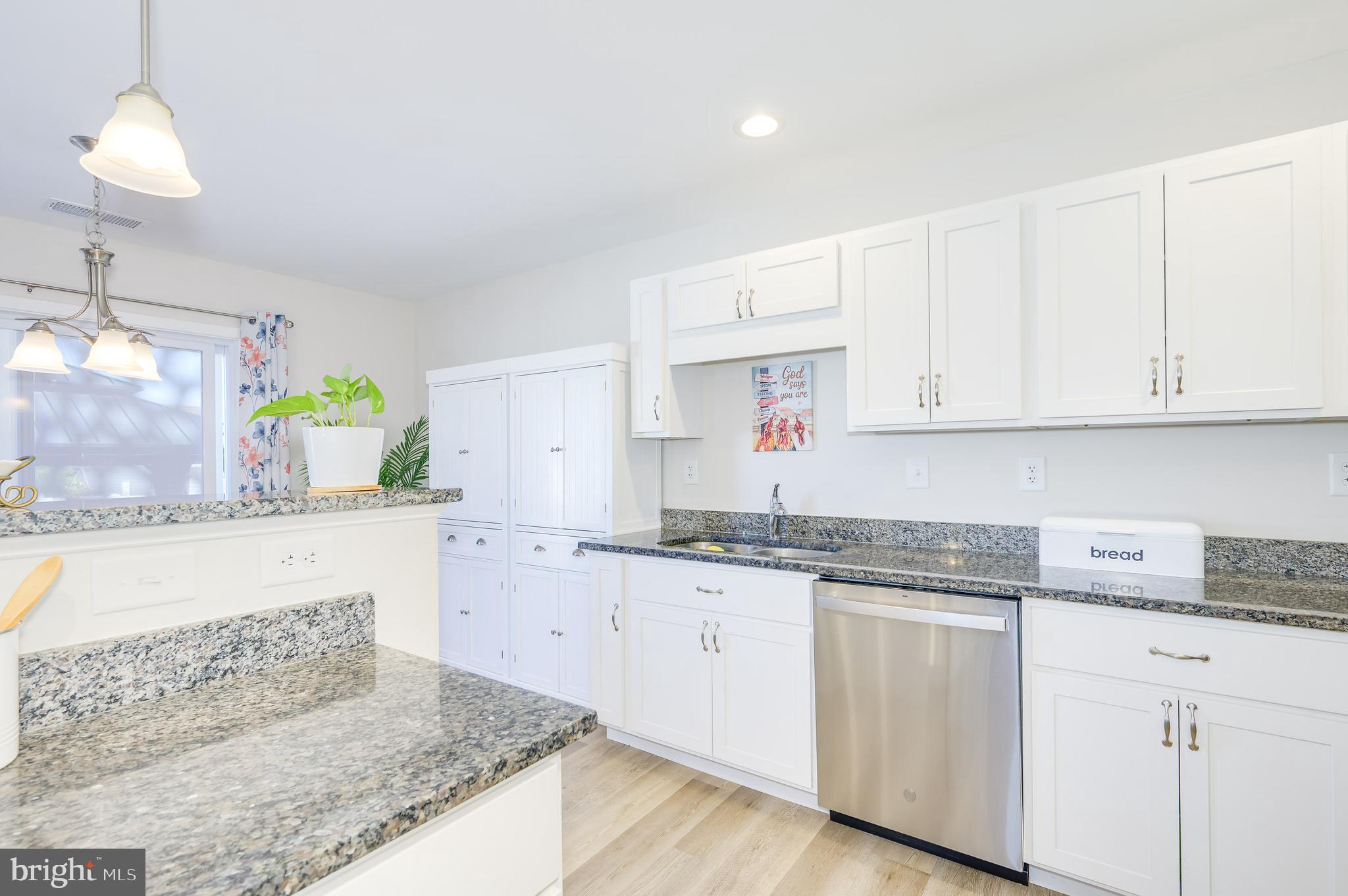 HERITAGE HILLS - Residential