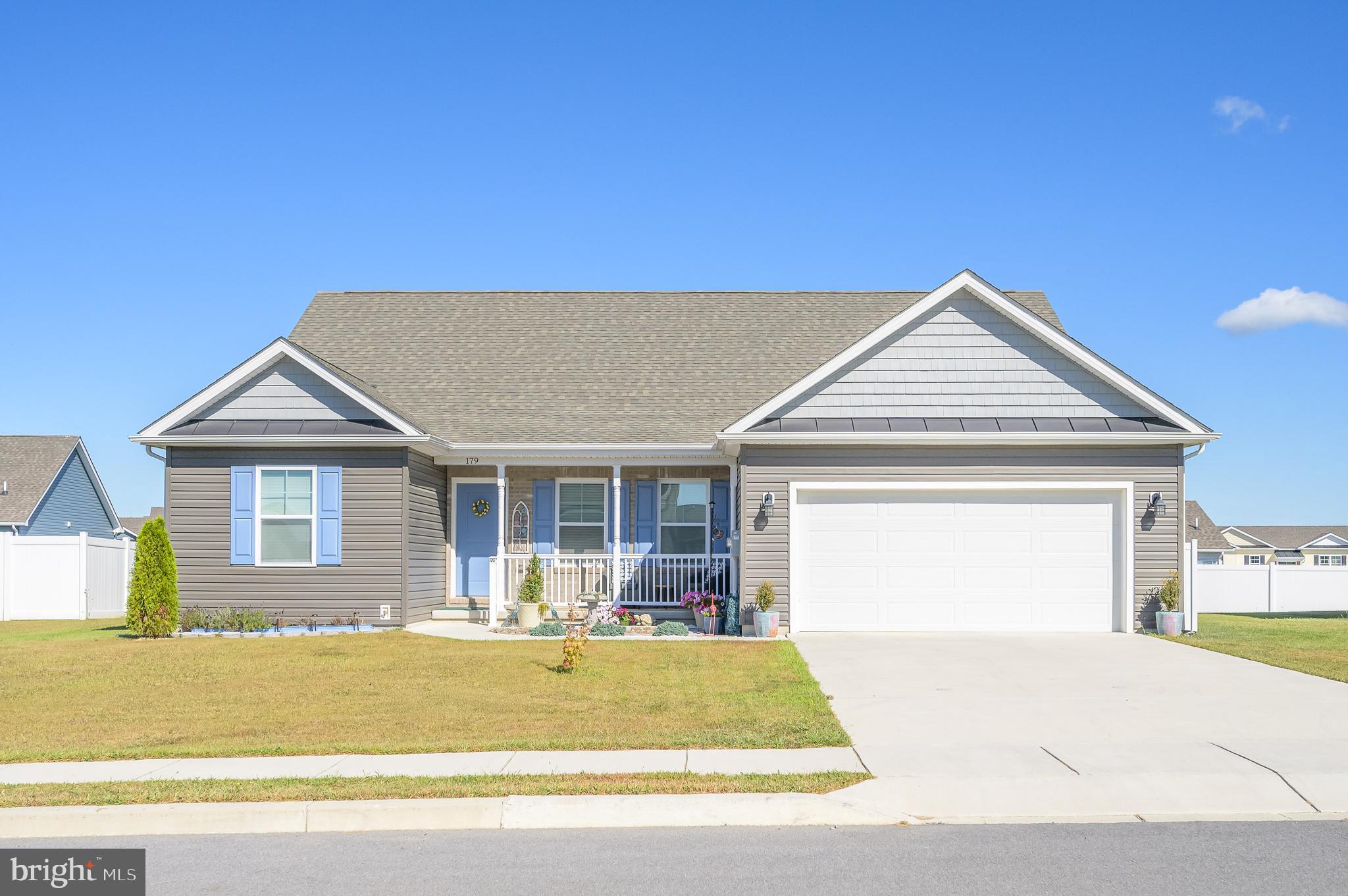 HERITAGE HILLS - Residential