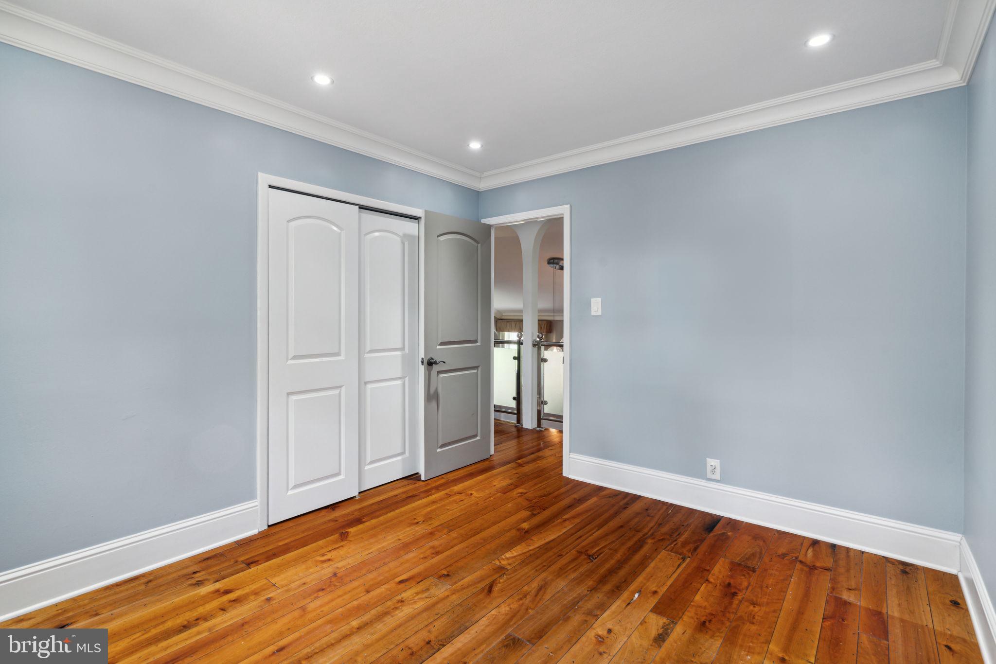 CROSSWICKS - Residential