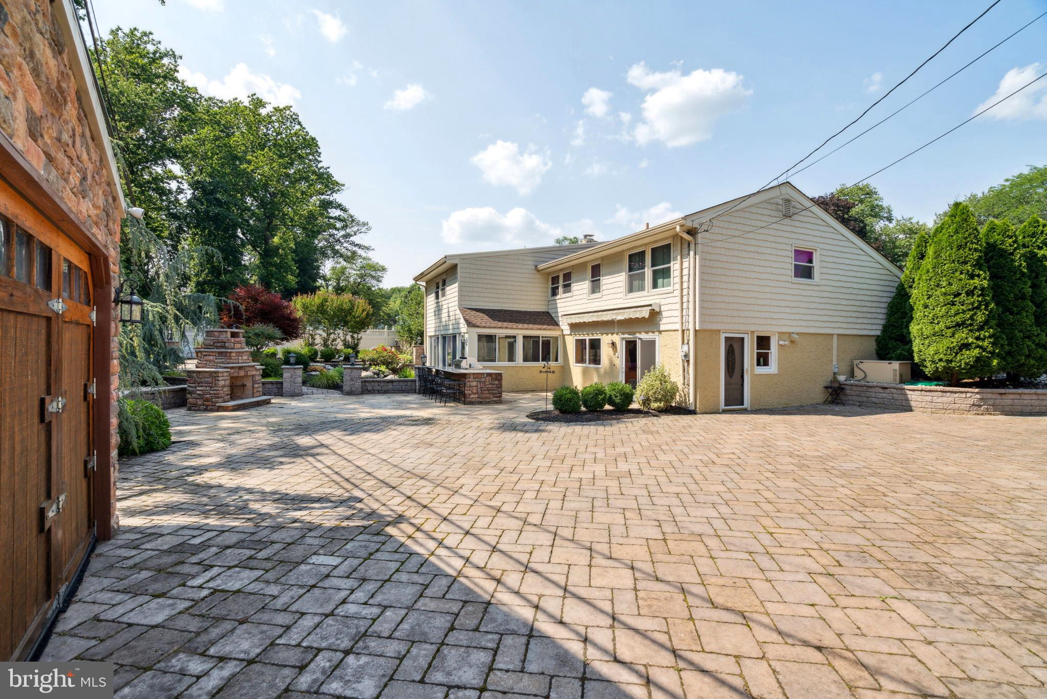 CROSSWICKS - Residential