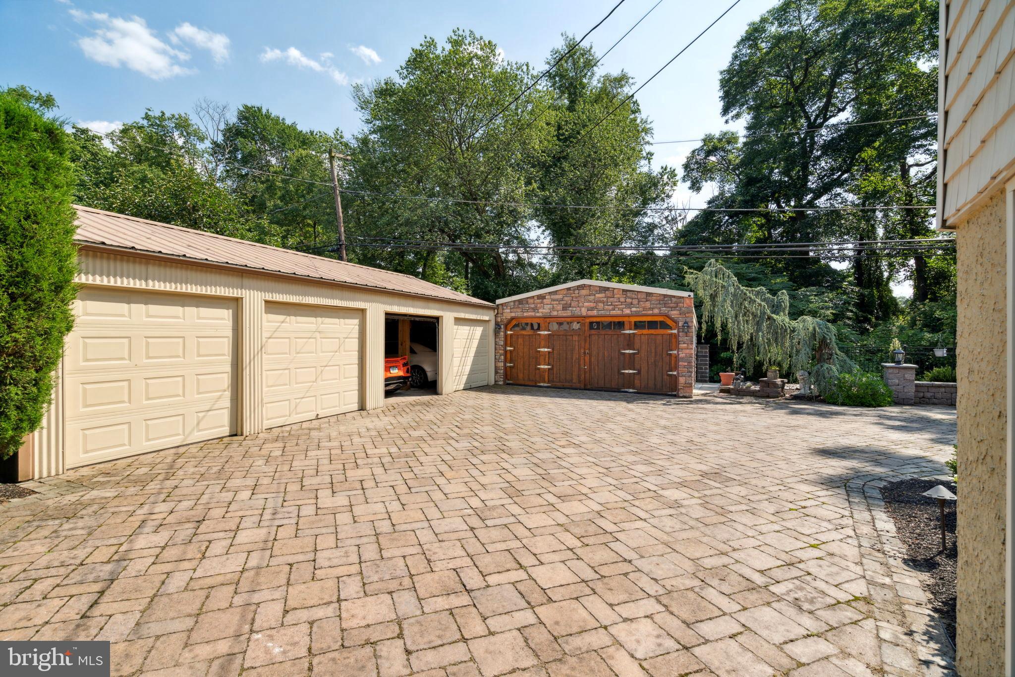 CROSSWICKS - Residential