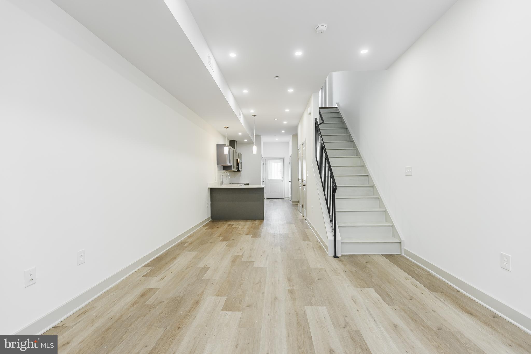 MANTUA - Residential