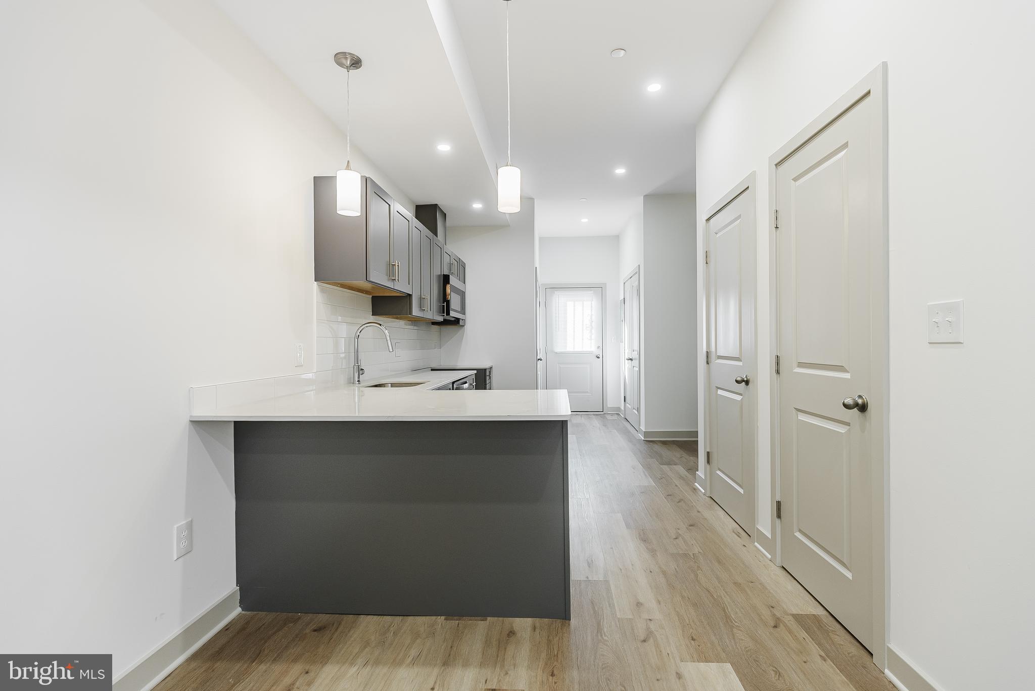 MANTUA - Residential