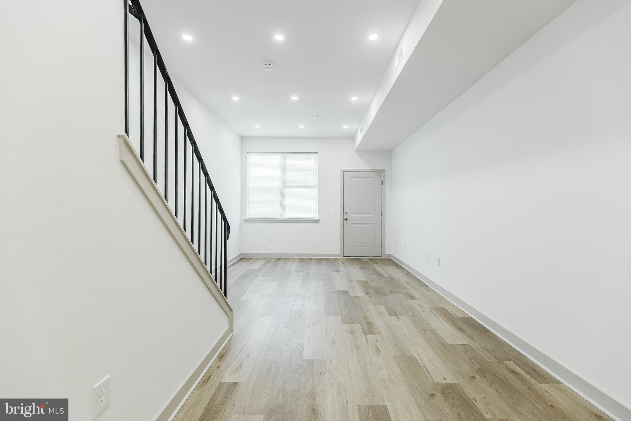 MANTUA - Residential