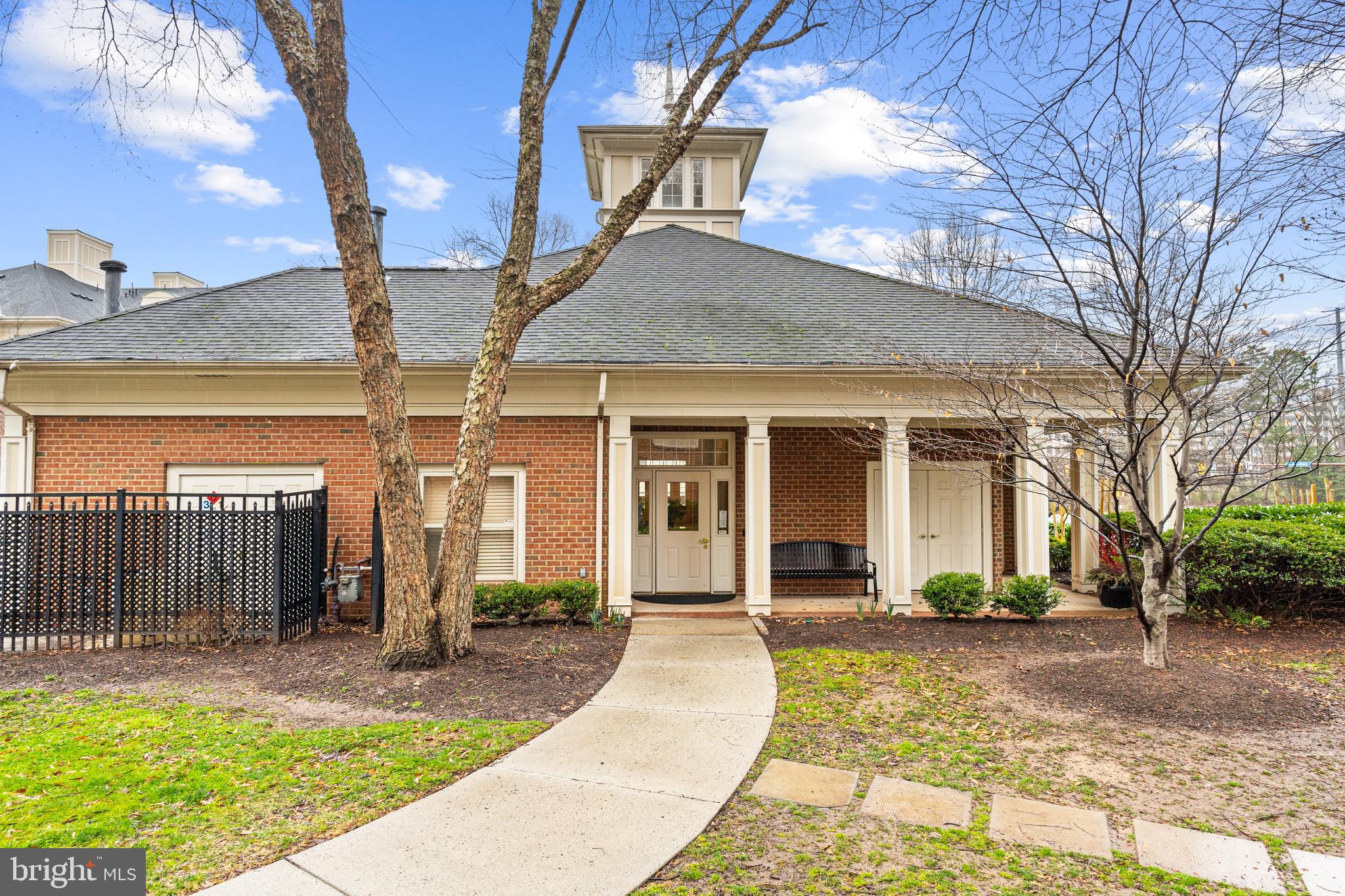 STRATFORD CONDOMINIUMS - Residential