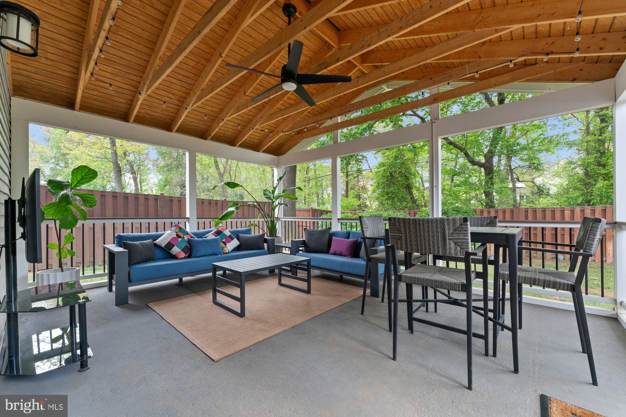 8433 HUNT VALLEY DRIVE