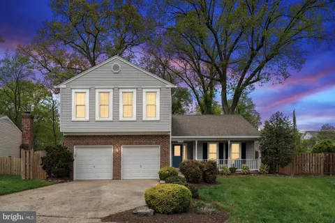 8433 Hunt Valley Drive, Vienna, VA MLS: VAFX2231360