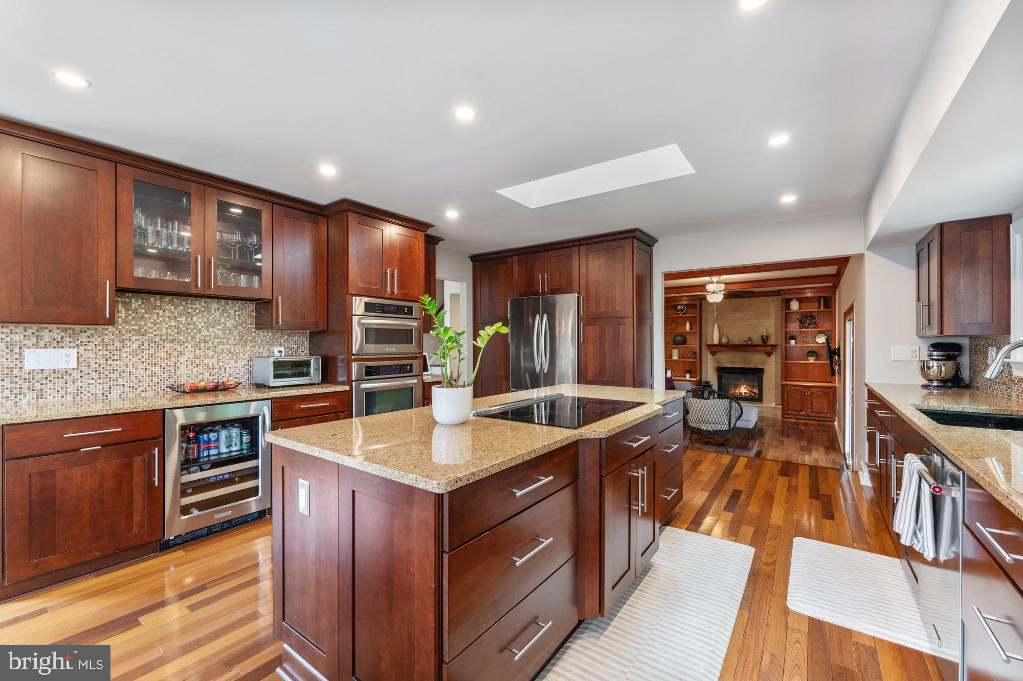 8433 HUNT VALLEY DRIVE