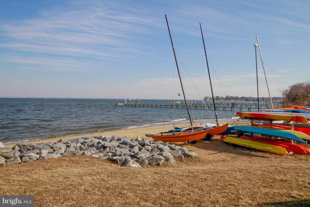 VILLAGE OF CHESAPEAKE HARBOUR - Residential