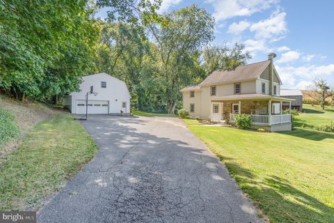 Photo of 658 Martic Heights Drive, PEQUEA, PA 17565 (MLS # PALA2075758)