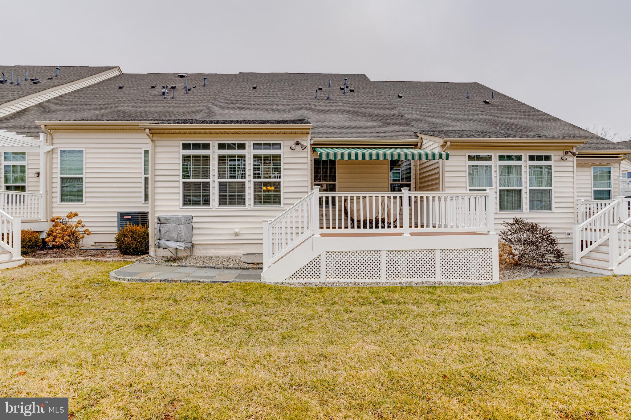 FALLSTON COMMONS - Residential