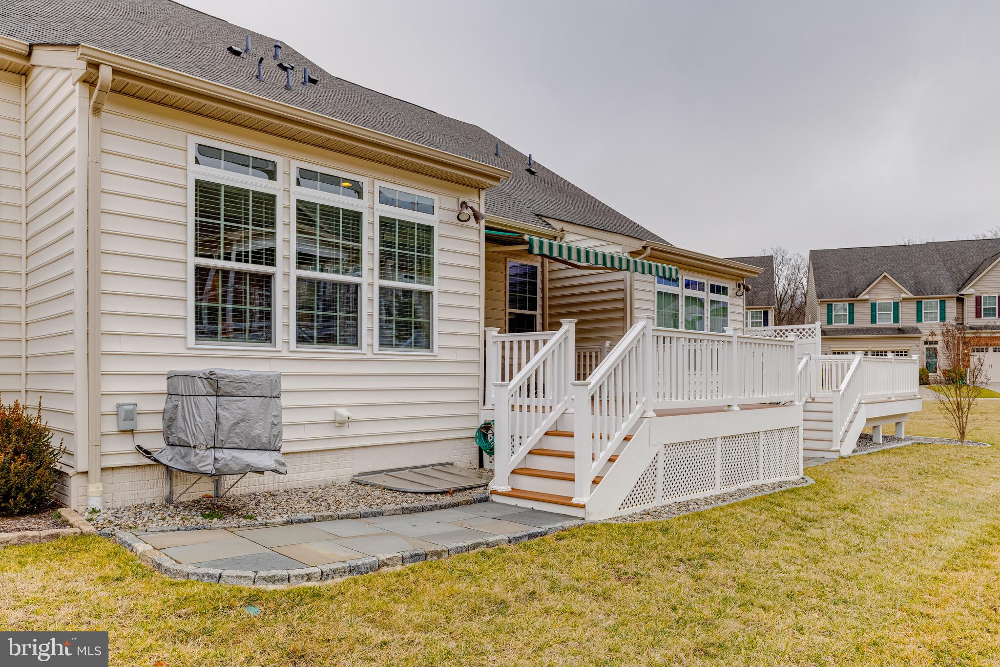 FALLSTON COMMONS - Residential