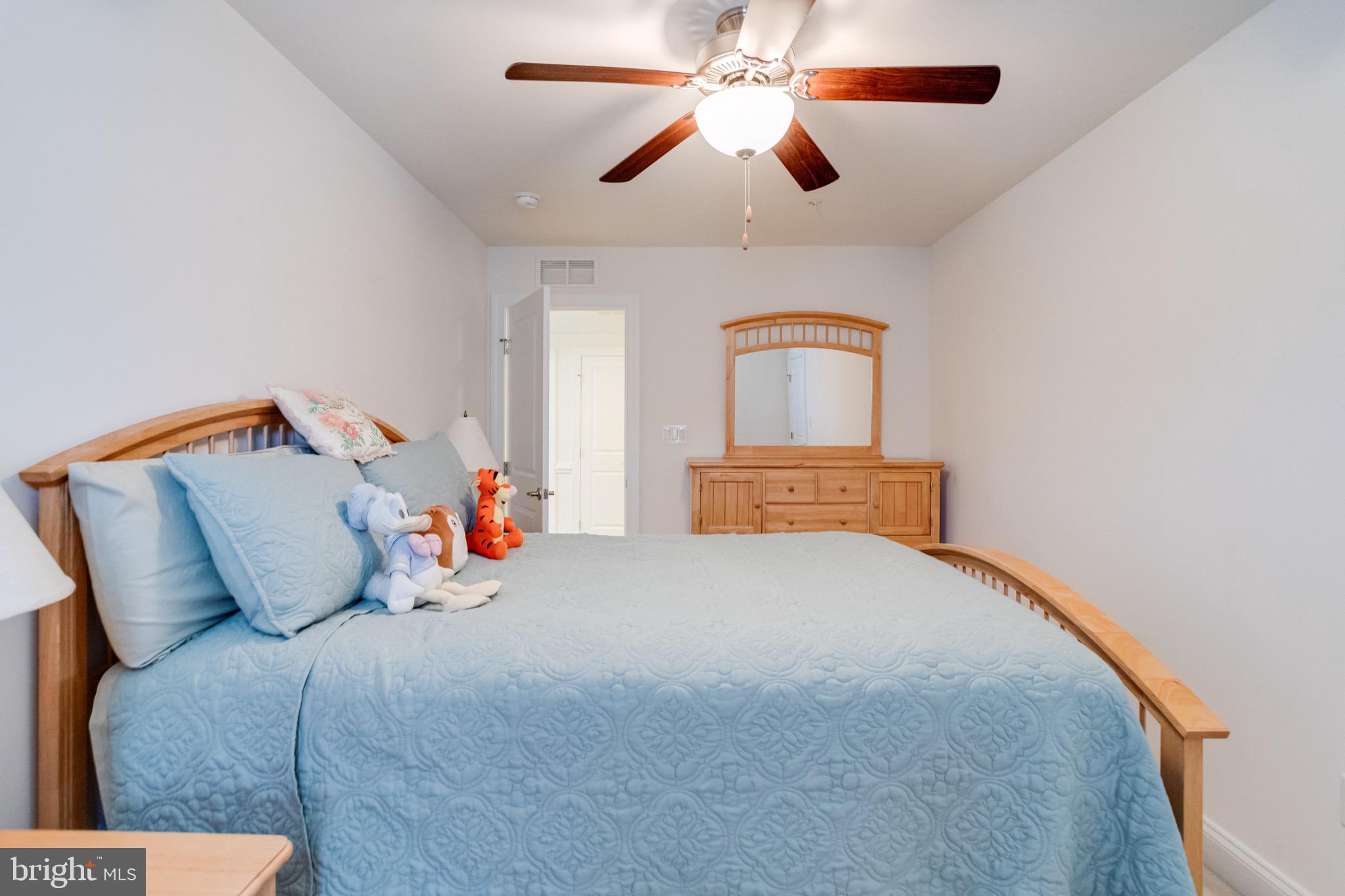 FALLSTON COMMONS - Residential