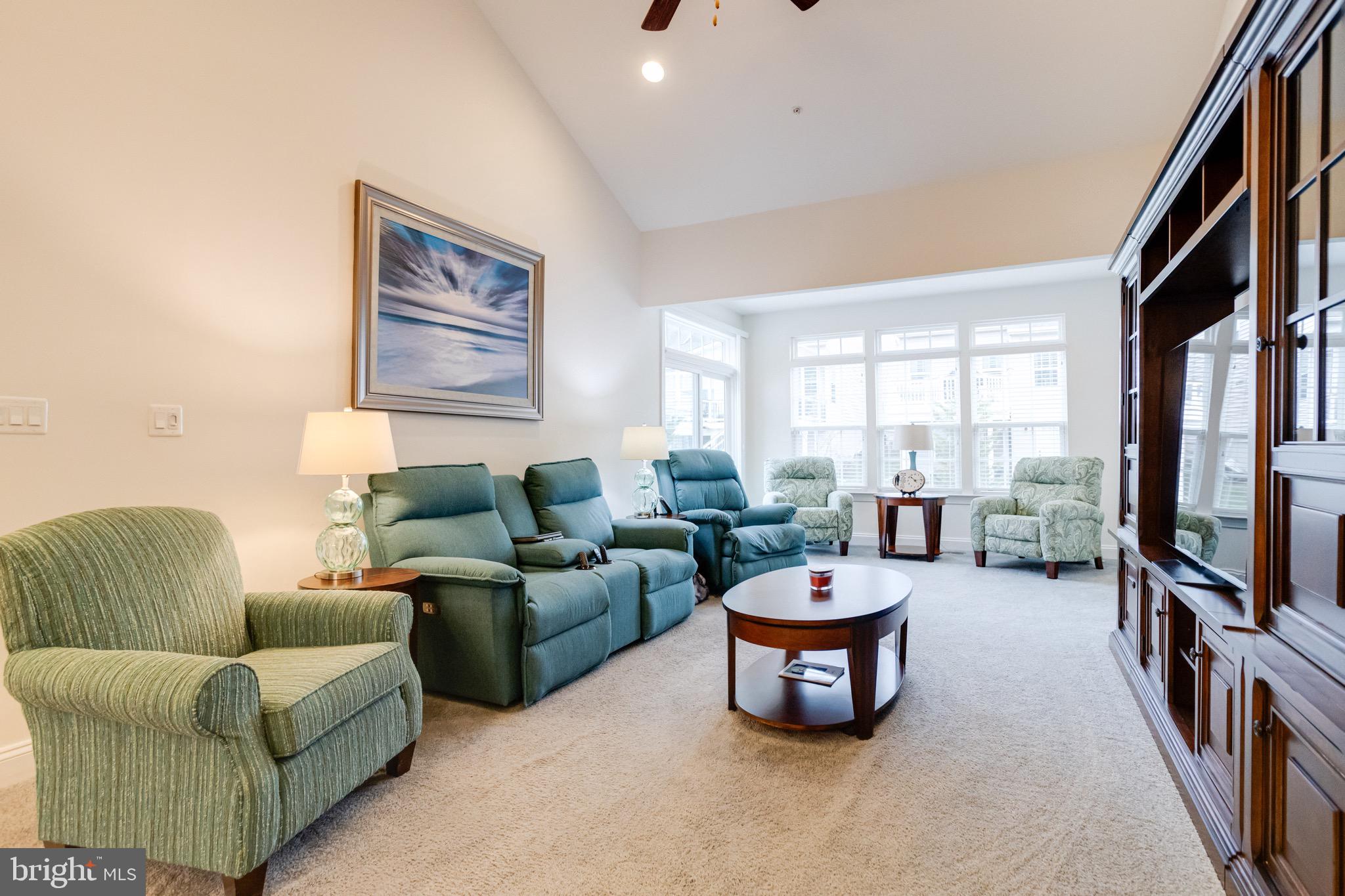 FALLSTON COMMONS - Residential