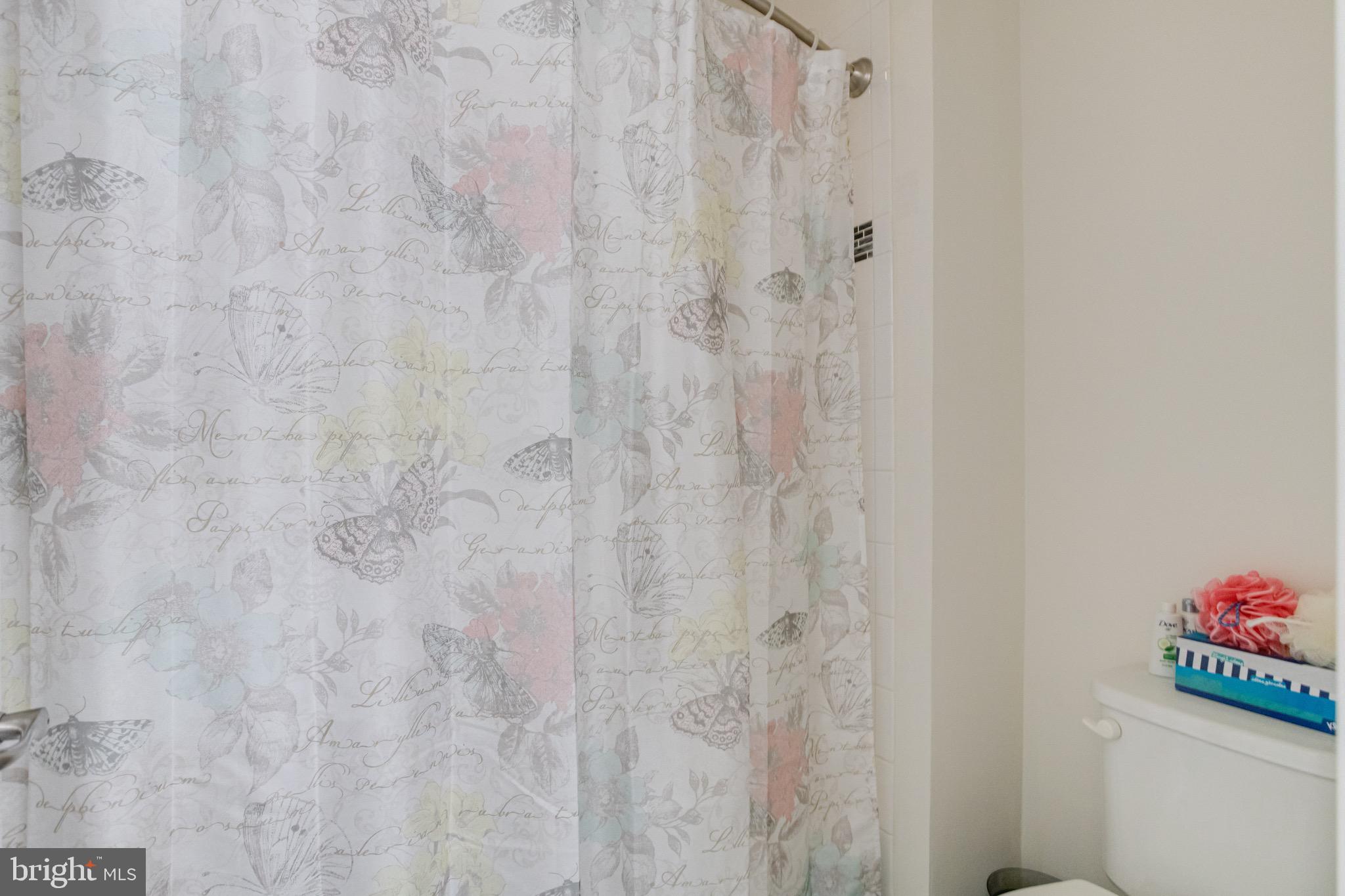 FALLSTON COMMONS - Residential