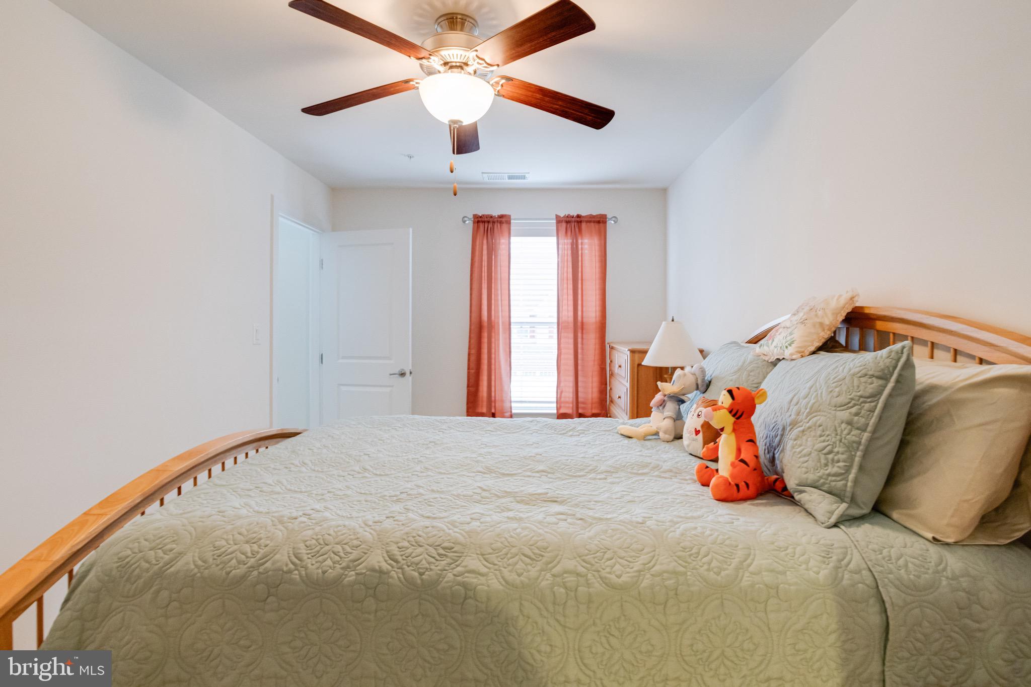 FALLSTON COMMONS - Residential