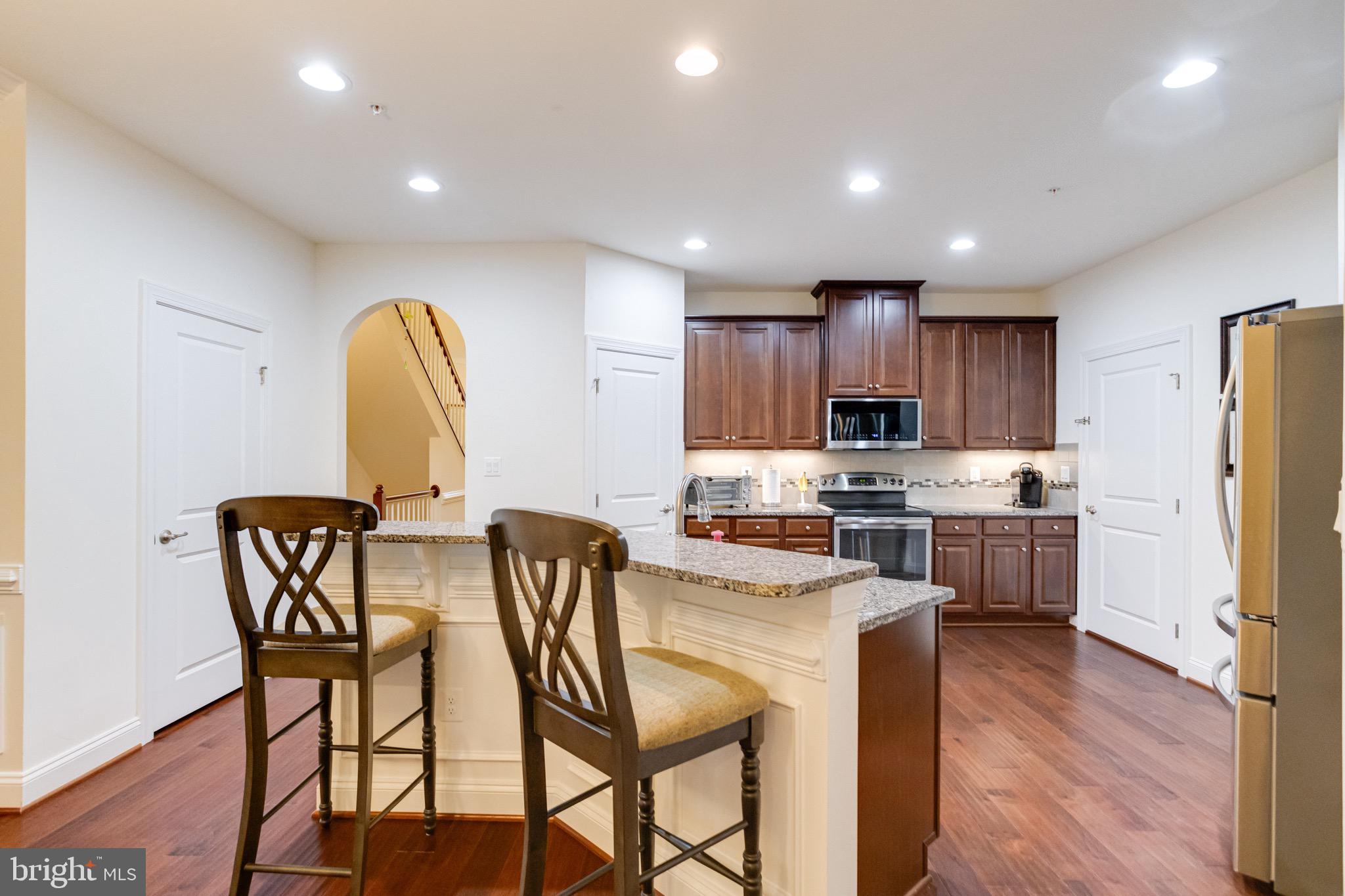 FALLSTON COMMONS - Residential