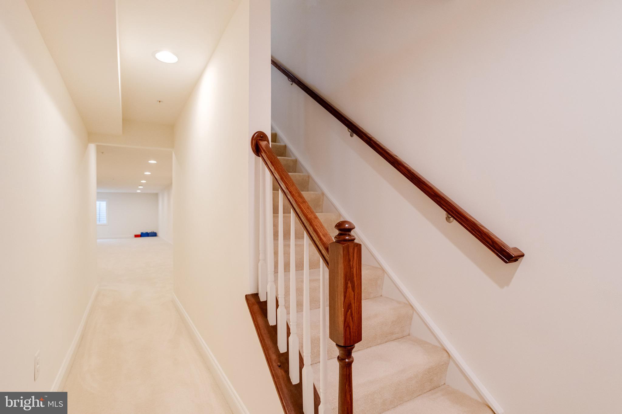 FALLSTON COMMONS - Residential