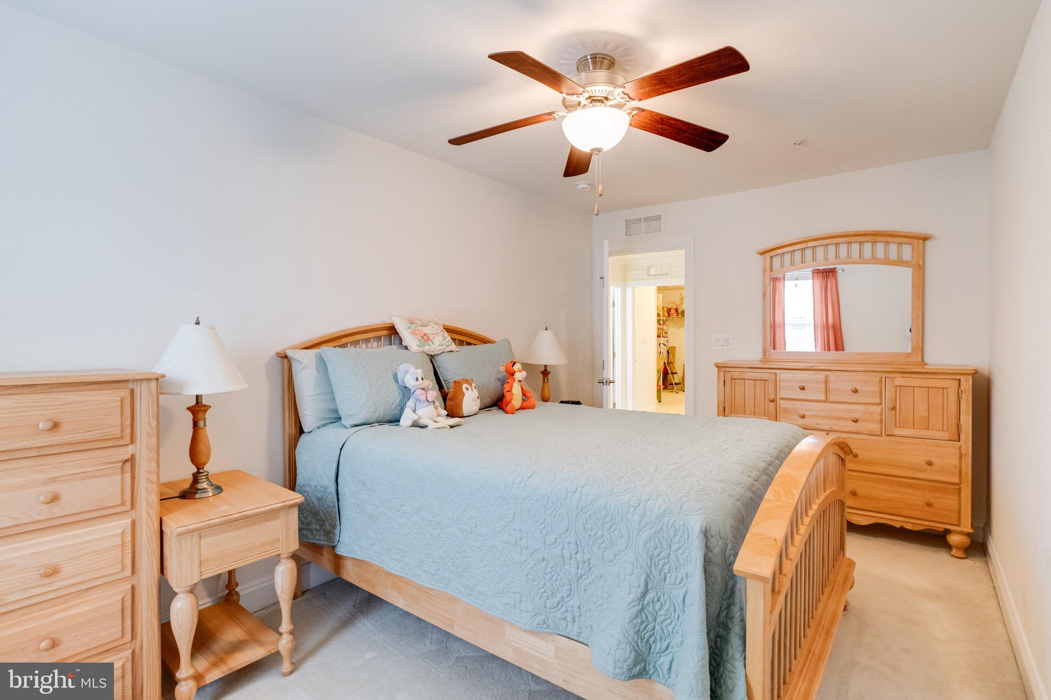 FALLSTON COMMONS - Residential