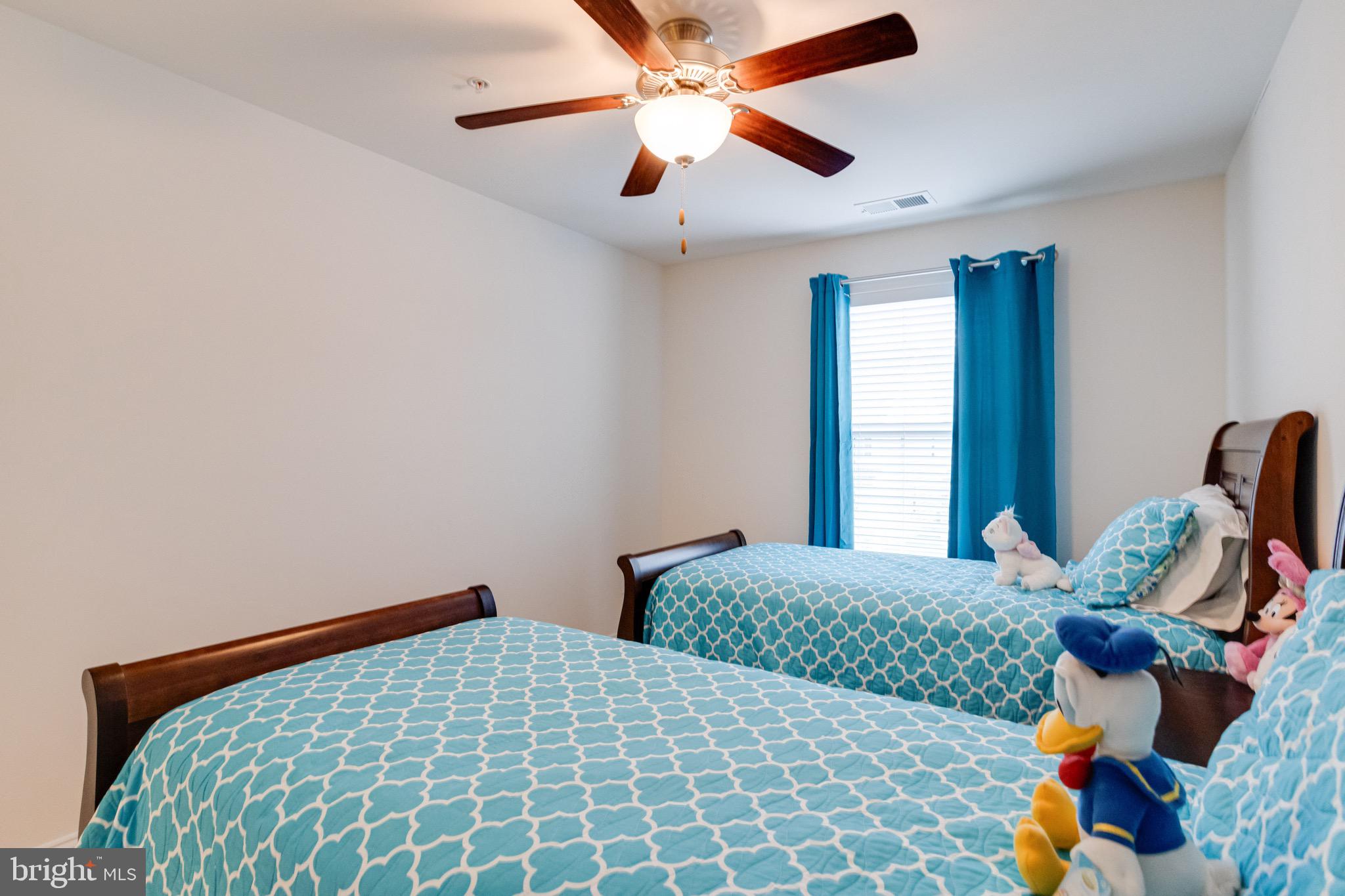 FALLSTON COMMONS - Residential