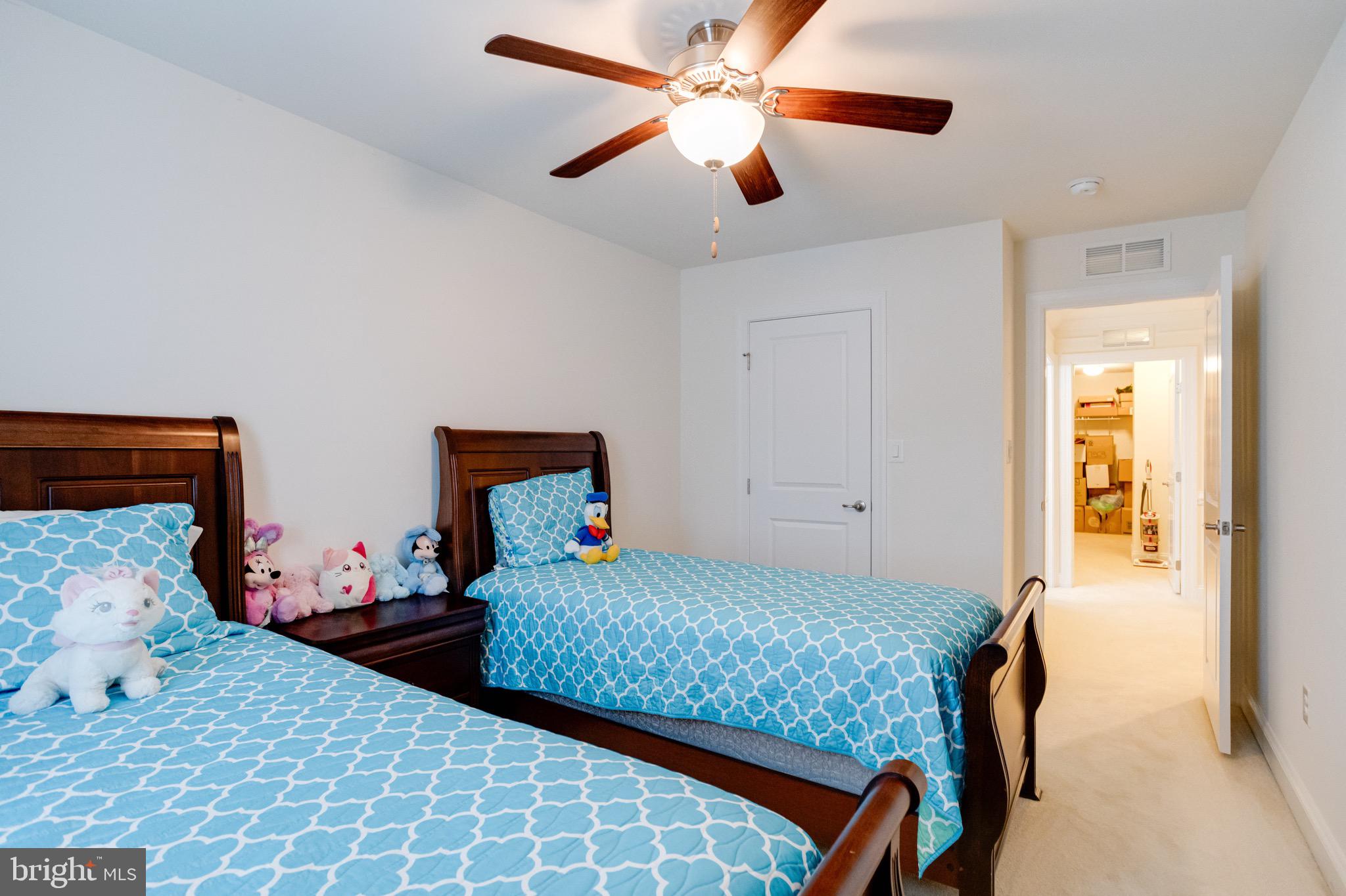 FALLSTON COMMONS - Residential