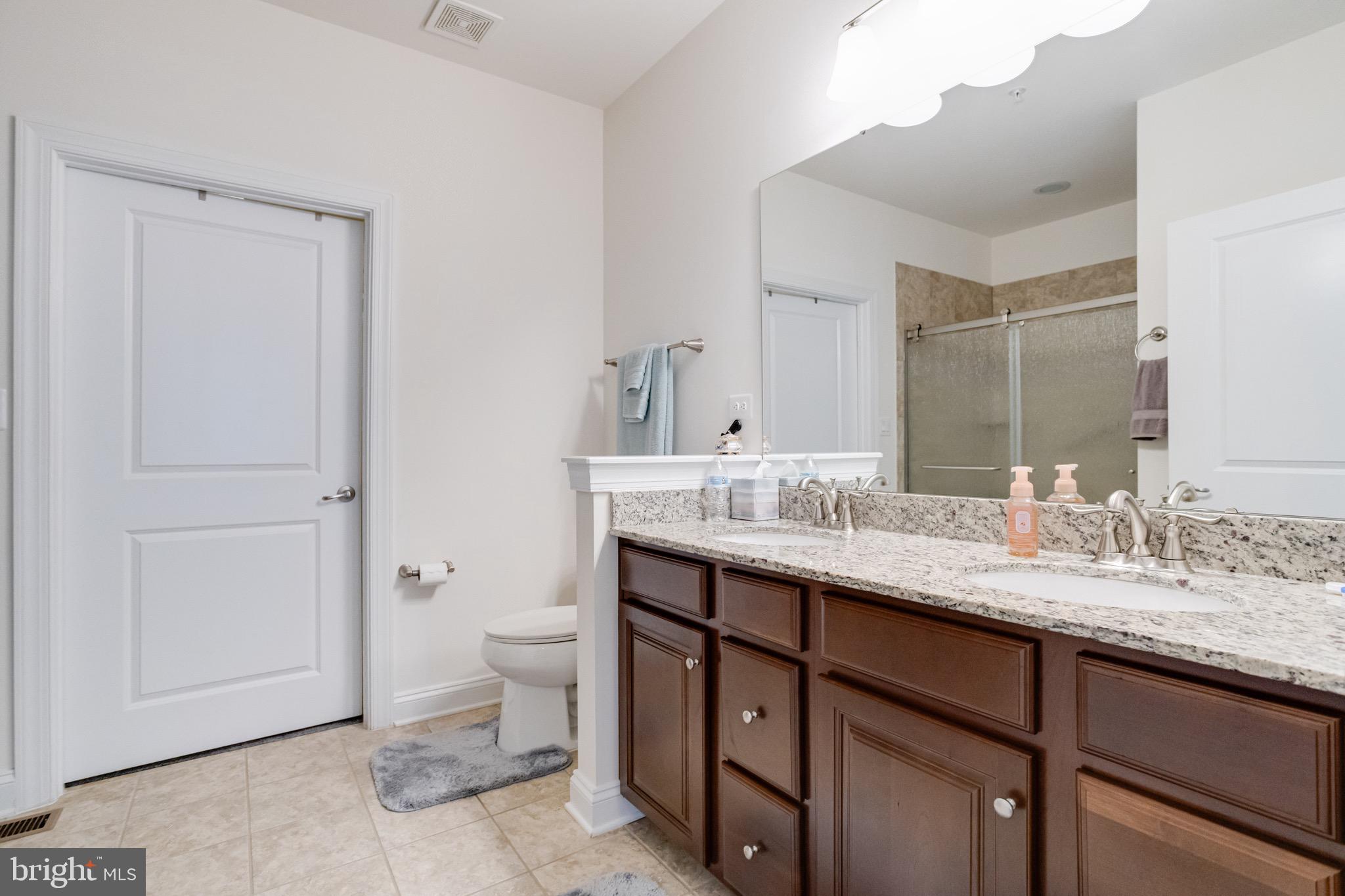 FALLSTON COMMONS - Residential