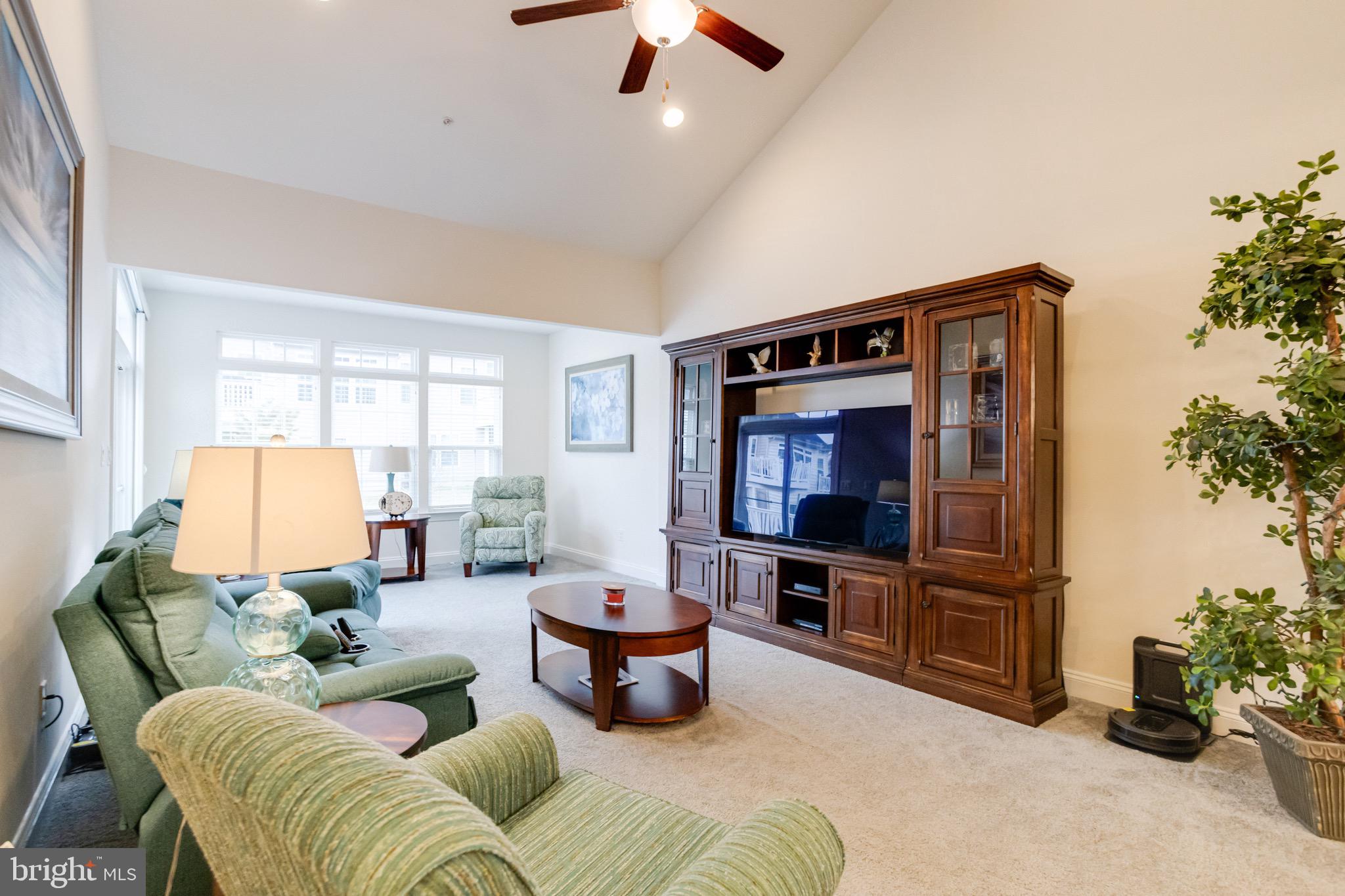 FALLSTON COMMONS - Residential