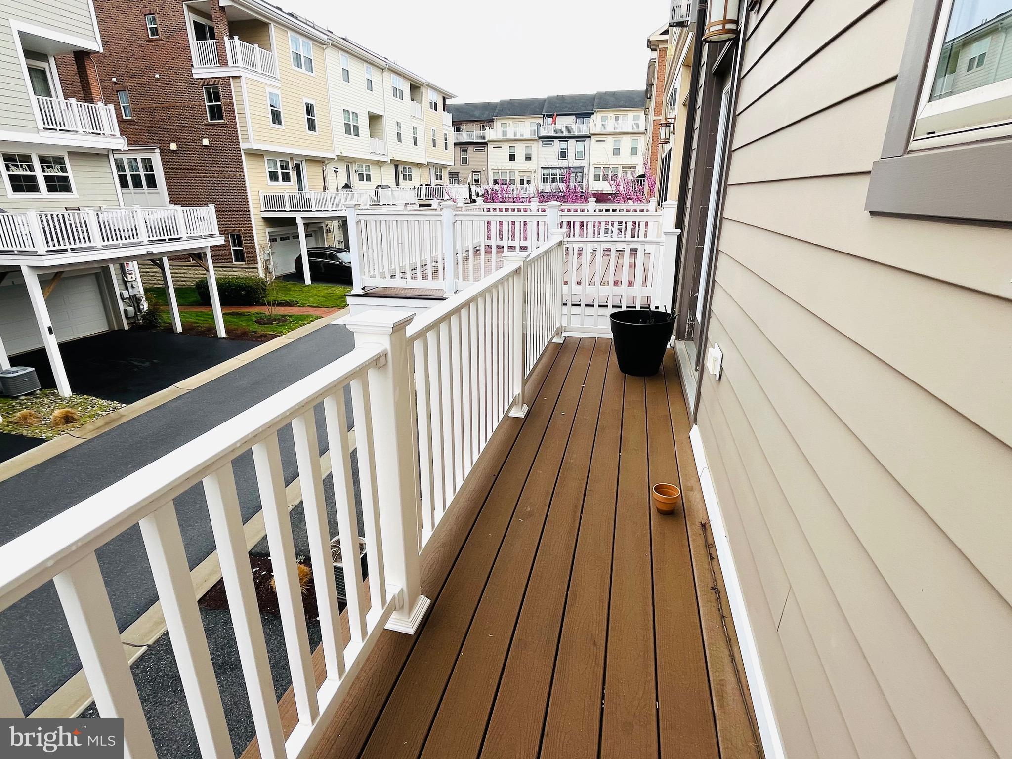 CROWN FARM - Residential Lease