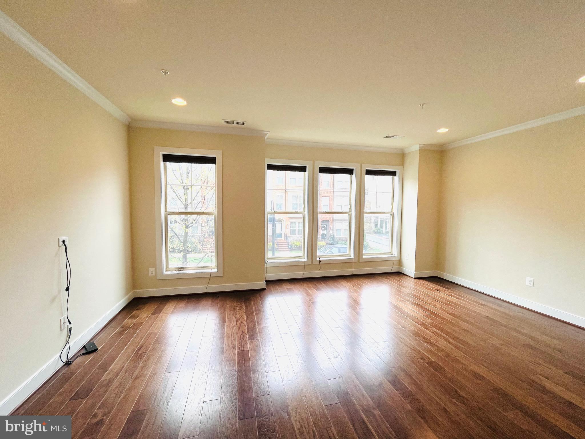 CROWN FARM - Residential Lease