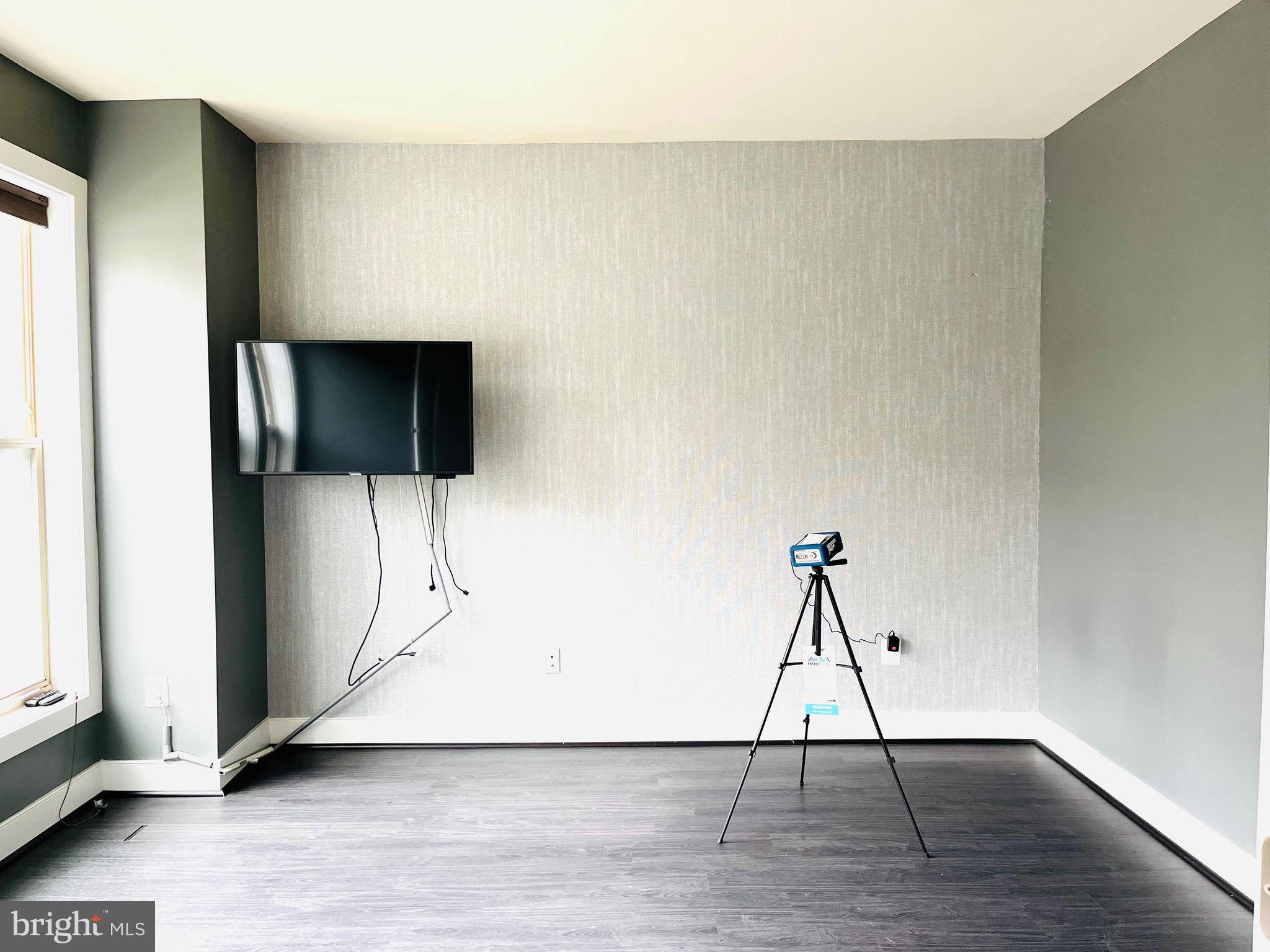 CROWN FARM - Residential Lease