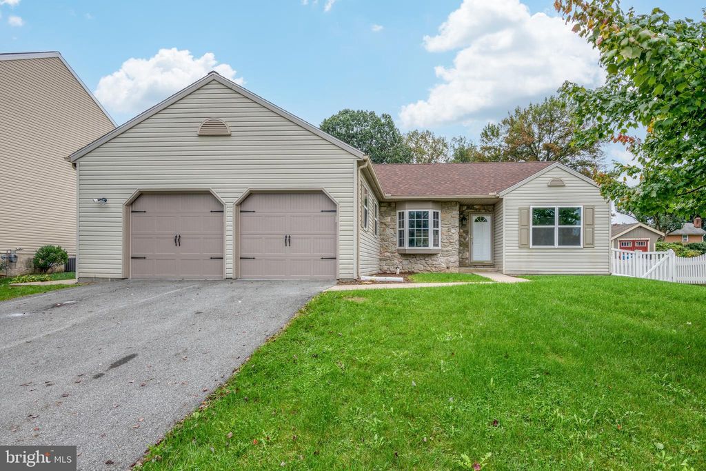Photo of 3964 Birchwood Lane, Columbia, PA 17512 (MLS # PALA2058026)