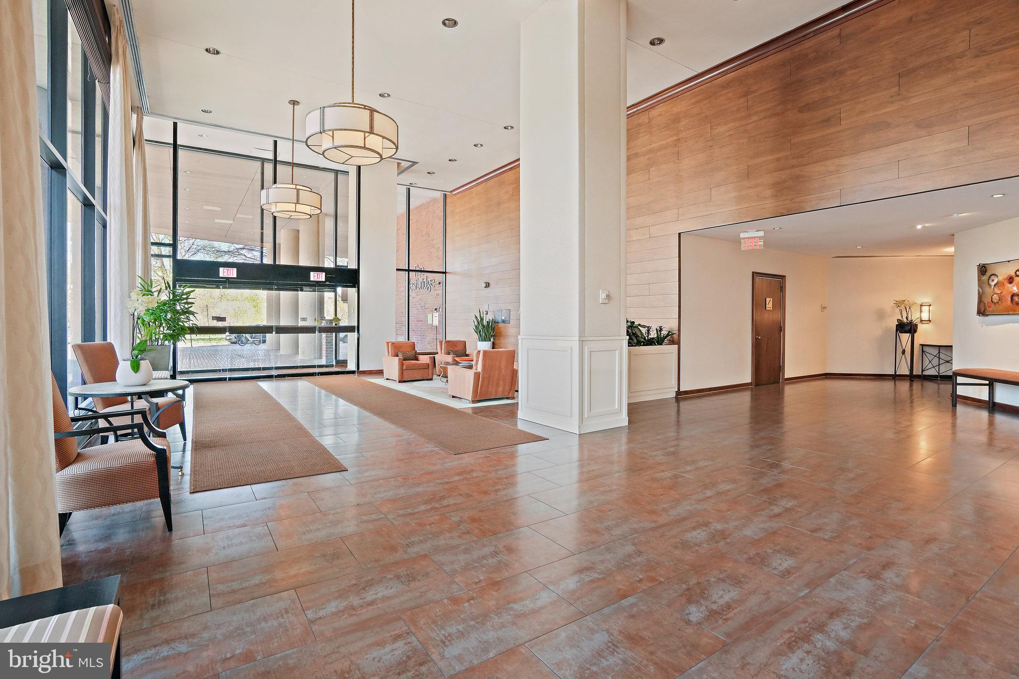 2555 PENNSYLVANIA AVENUE NW 407