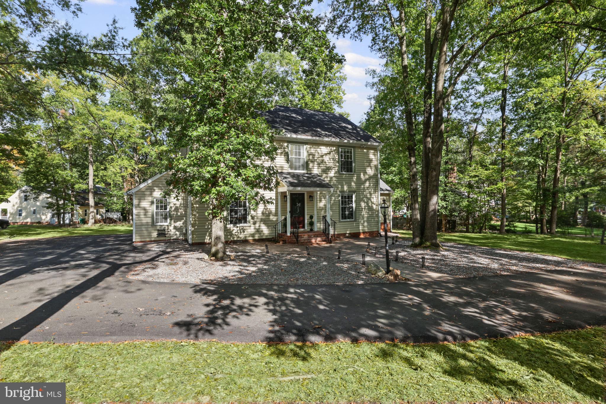 11414 LINDENSHIRE LANE
