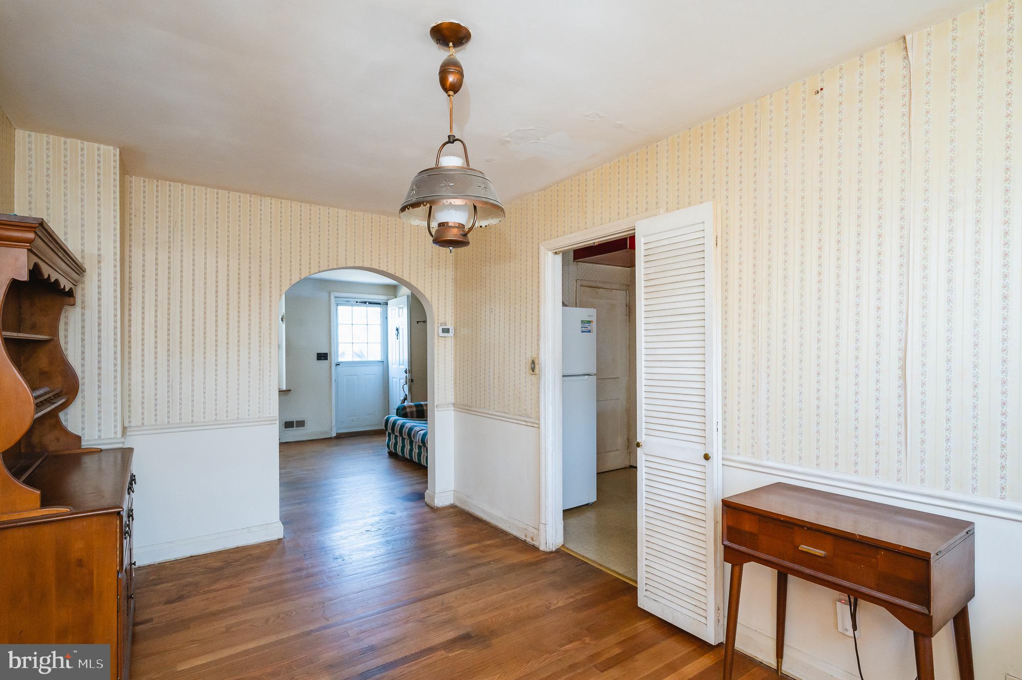 KNETTISHALL - Residential