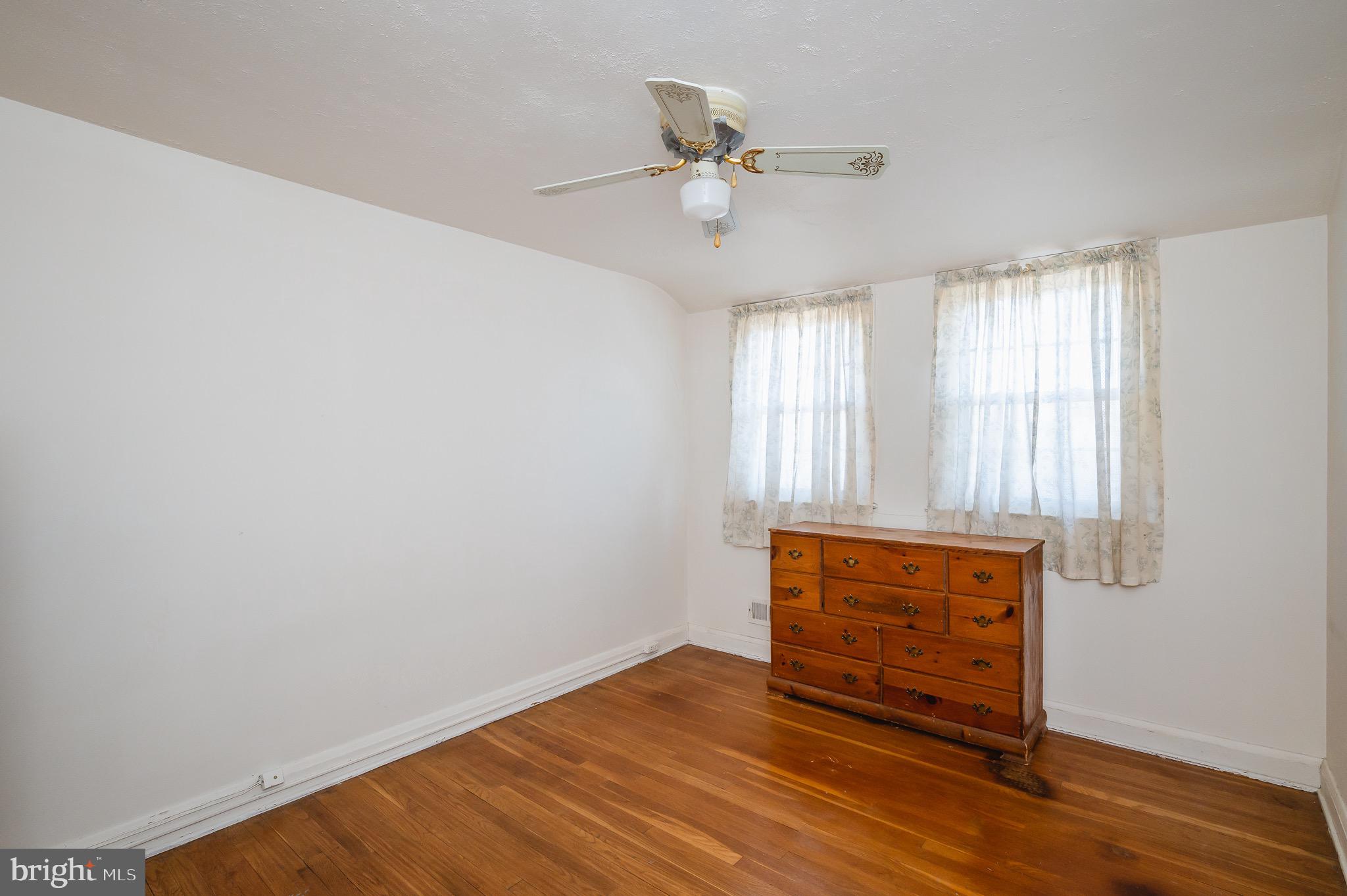 KNETTISHALL - Residential