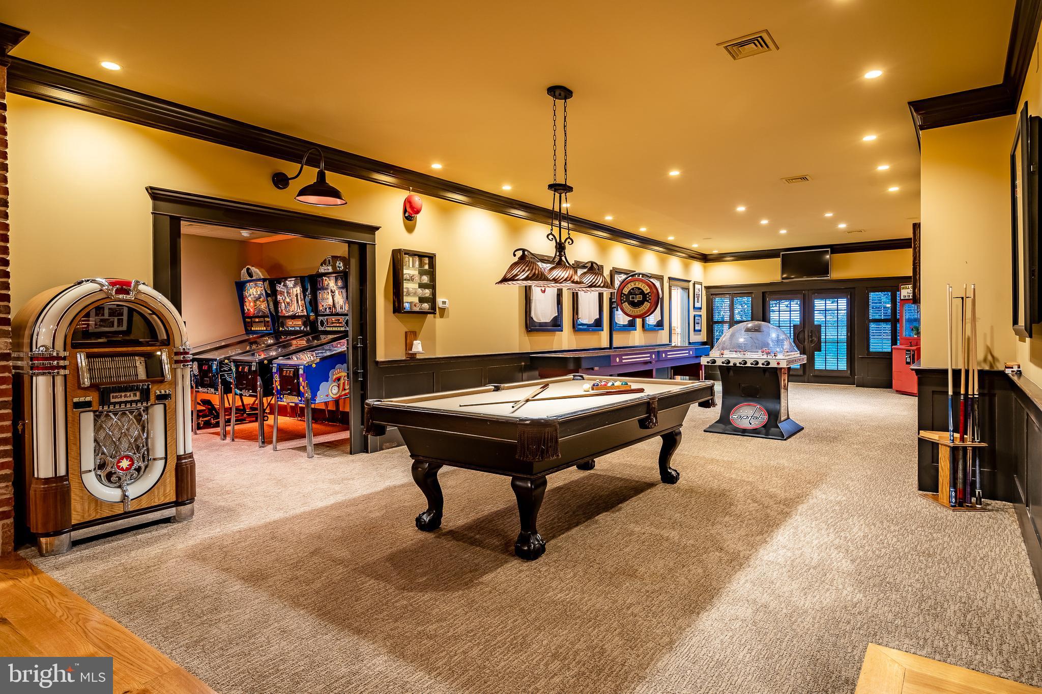 NEWLIN GREENE - Residential