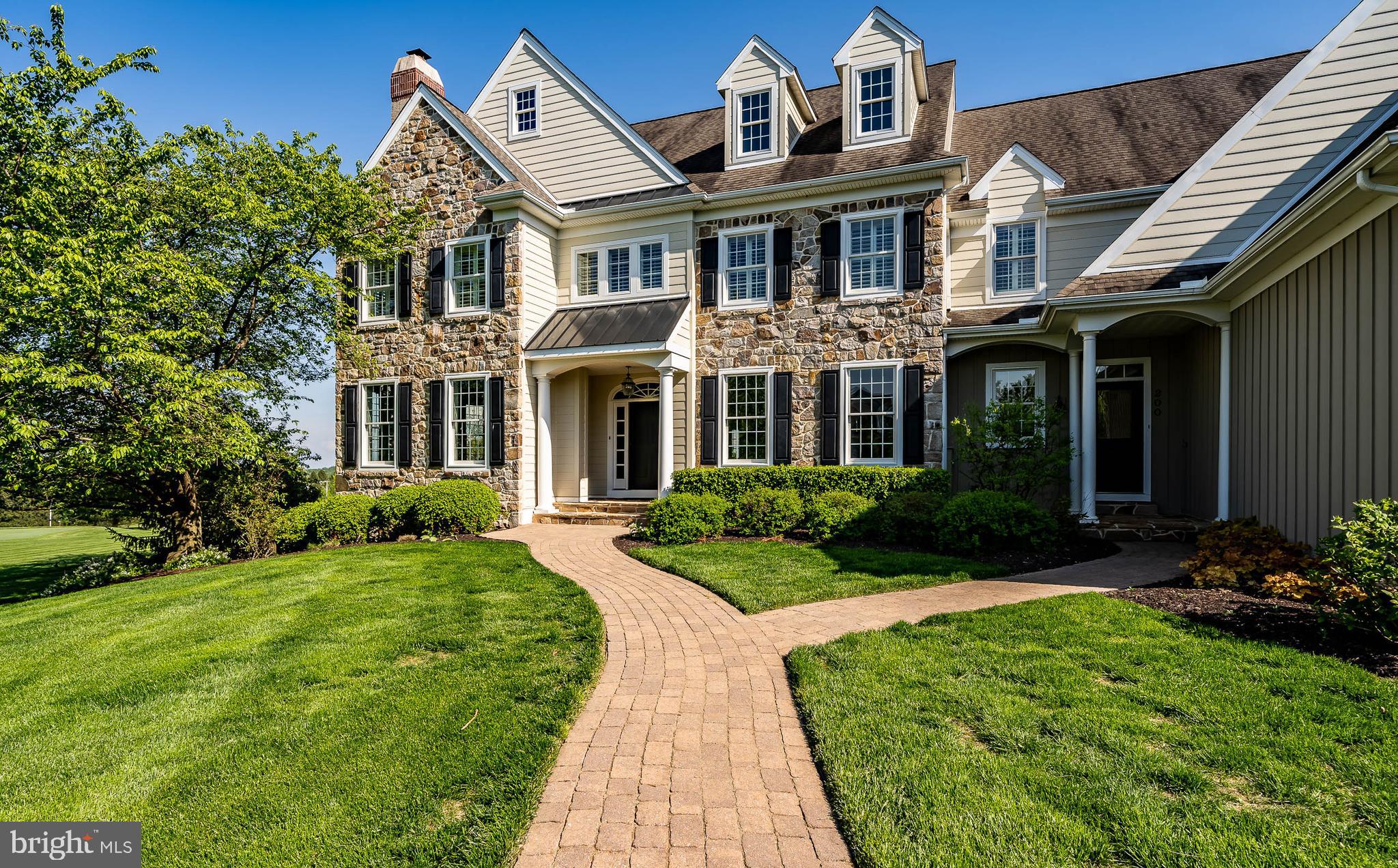 NEWLIN GREENE - Residential