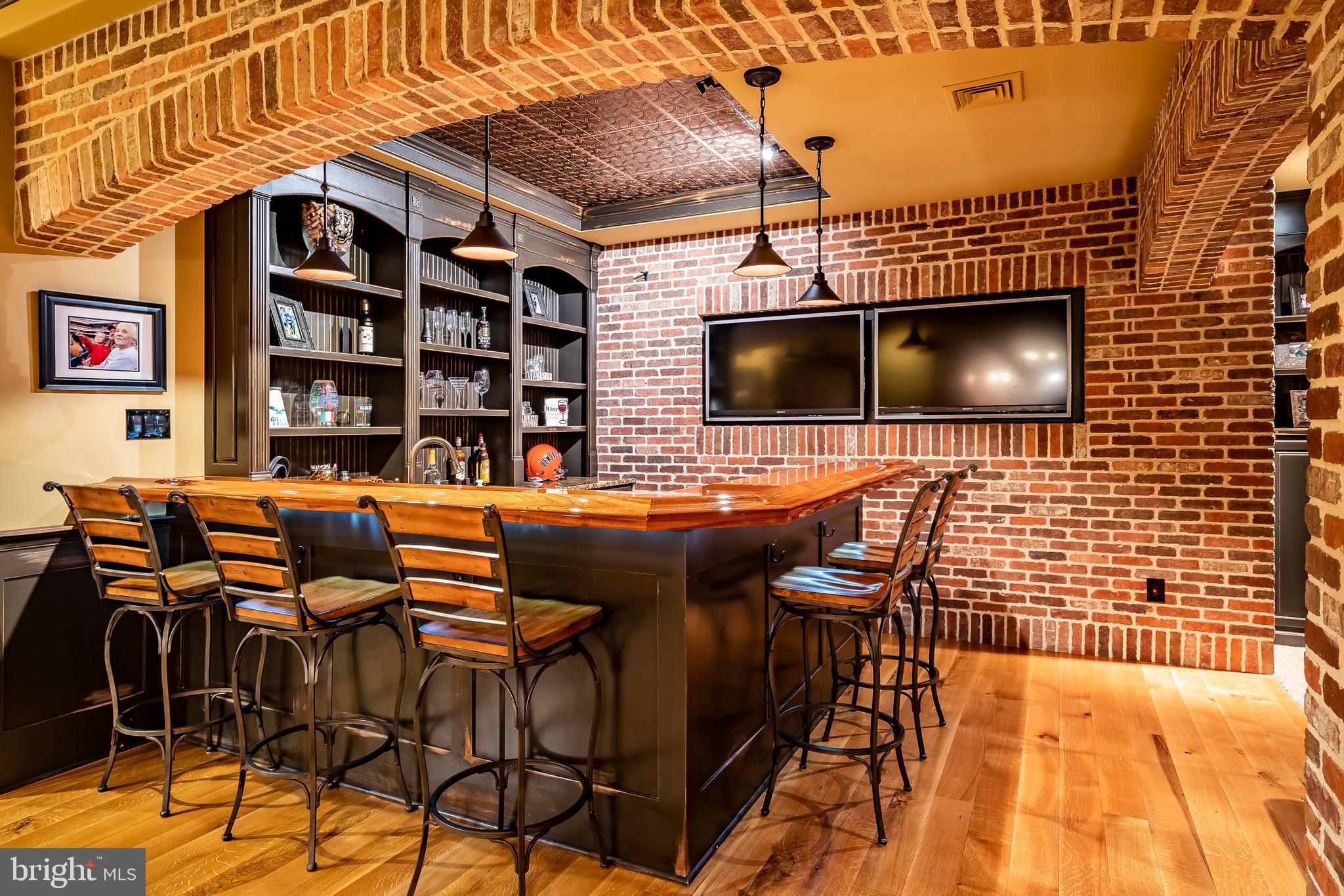 NEWLIN GREENE - Residential