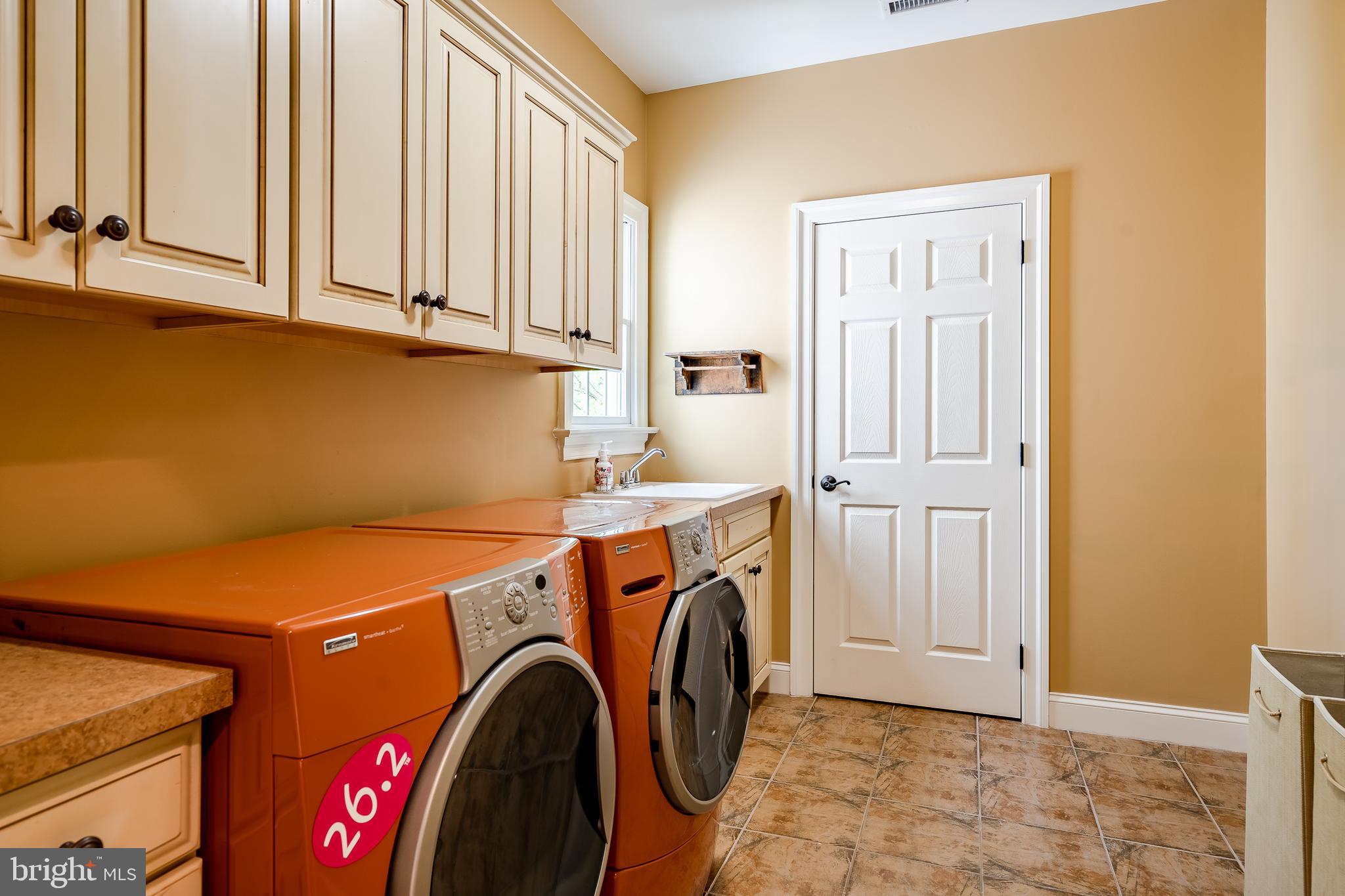 NEWLIN GREENE - Residential