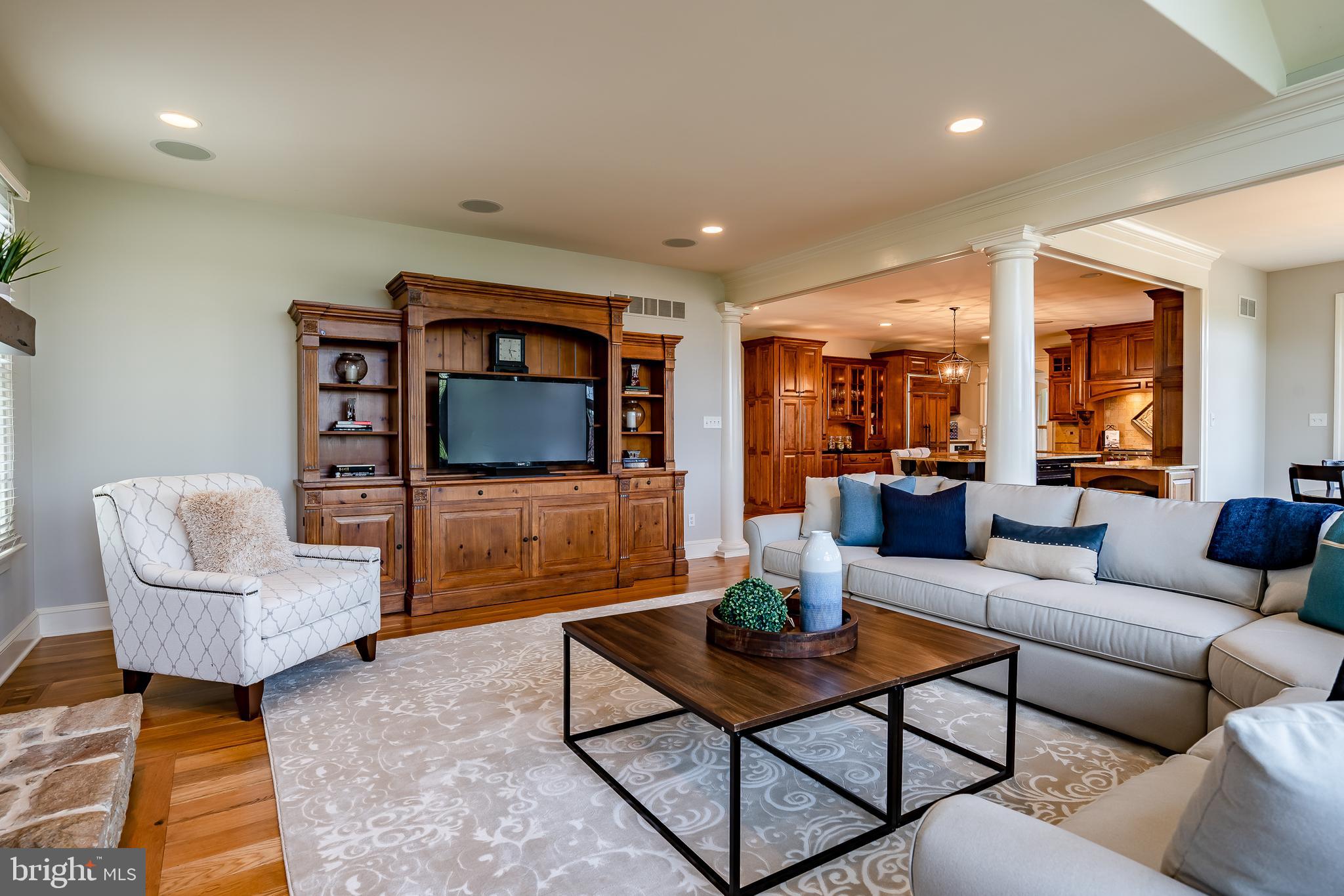 NEWLIN GREENE - Residential