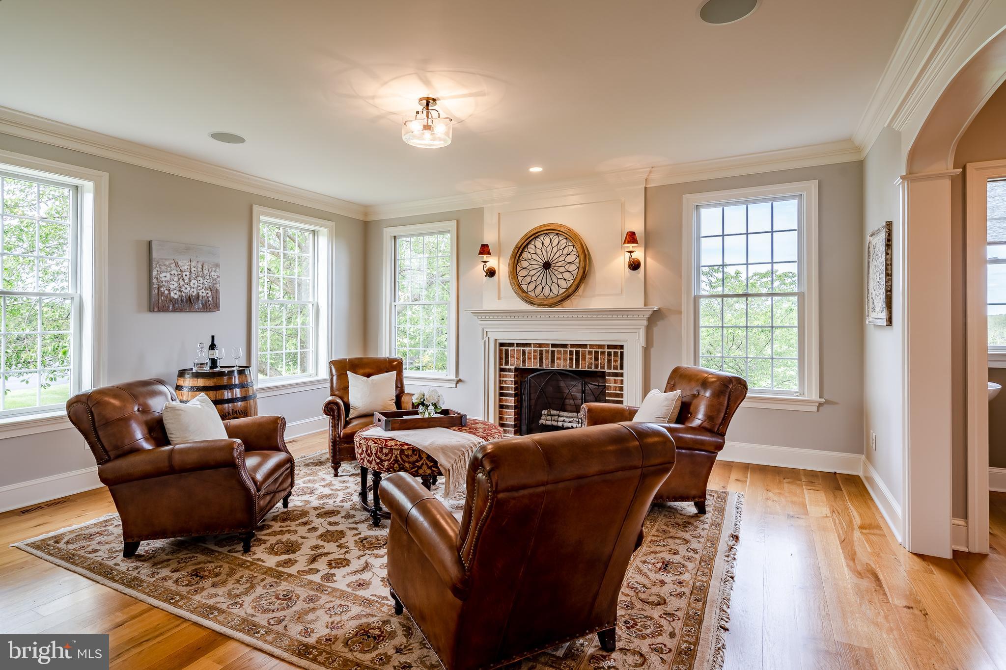 NEWLIN GREENE - Residential