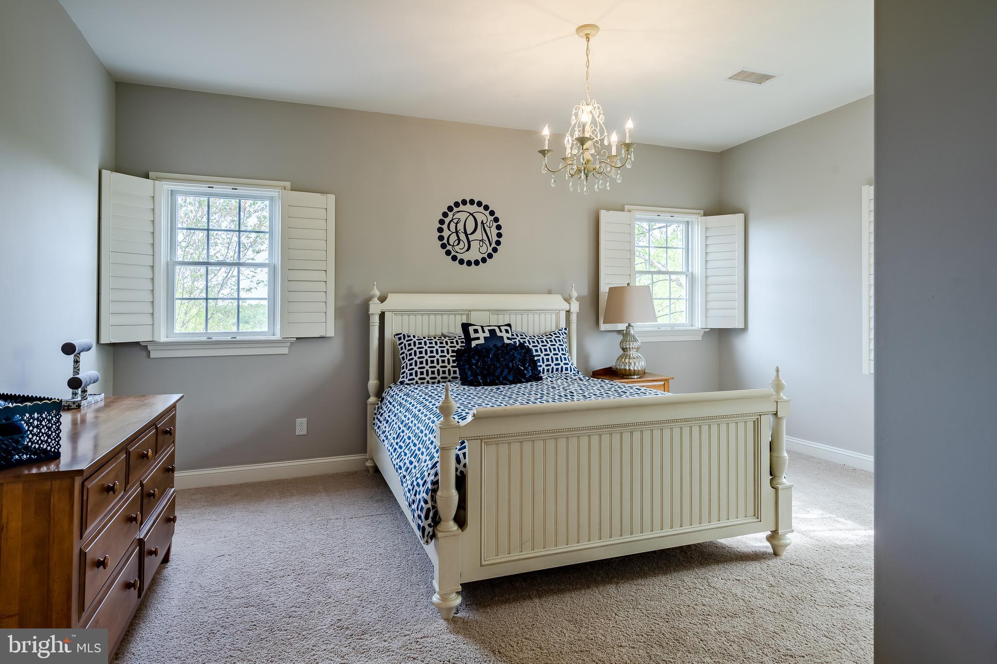 NEWLIN GREENE - Residential