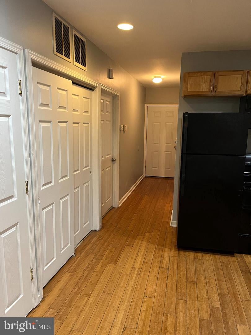 1928 W DIAMOND STREET 1