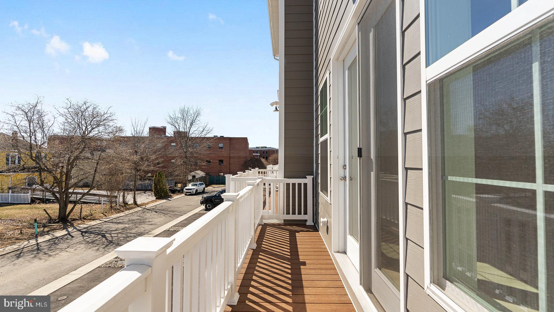 MARY'S LANDING - Residential